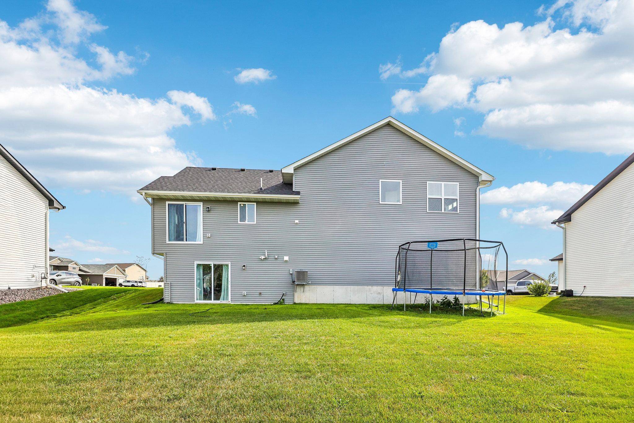 1609 11th ST NE, Buffalo, MN 55313
