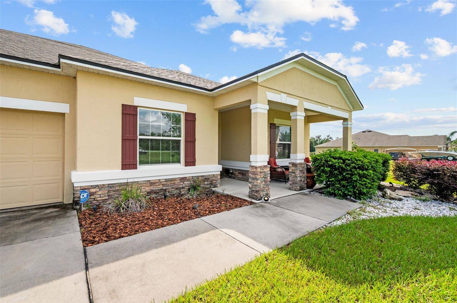 5615 SW 215TH TER, Newberry, FL 32669
