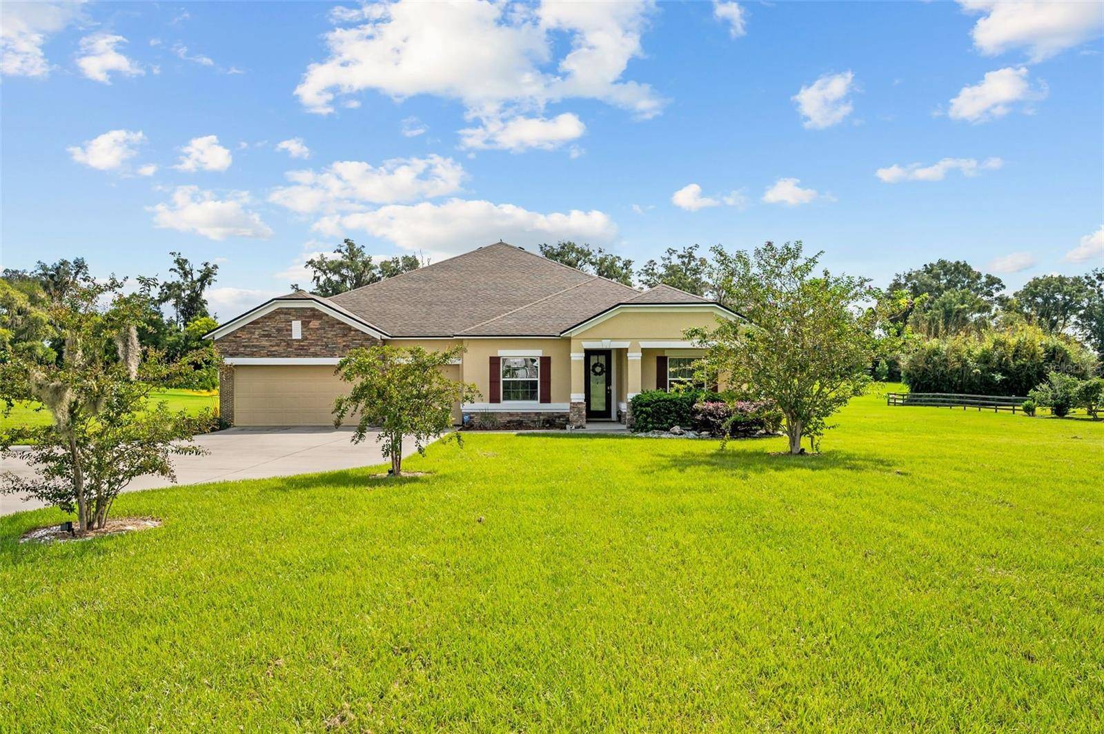 5615 SW 215TH TER, Newberry, FL 32669