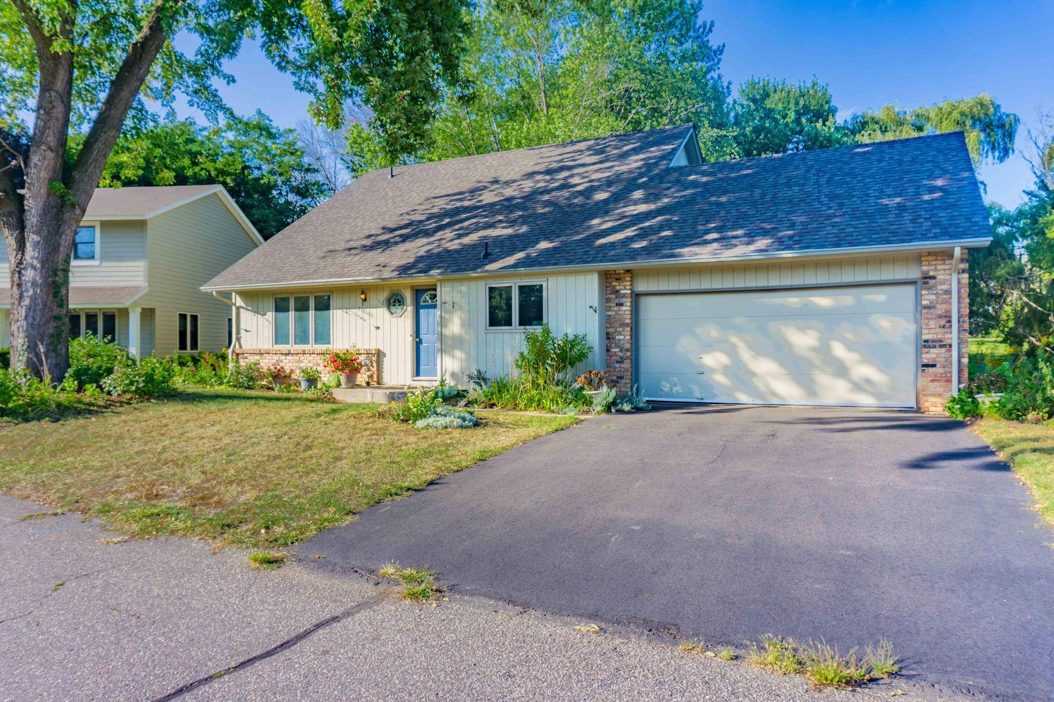 110105 Arboretum WAY, Chaska, MN 55318