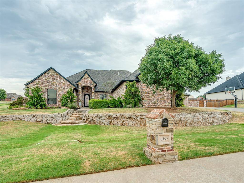 3450 Sarah DR, Newcastle, OK 73065