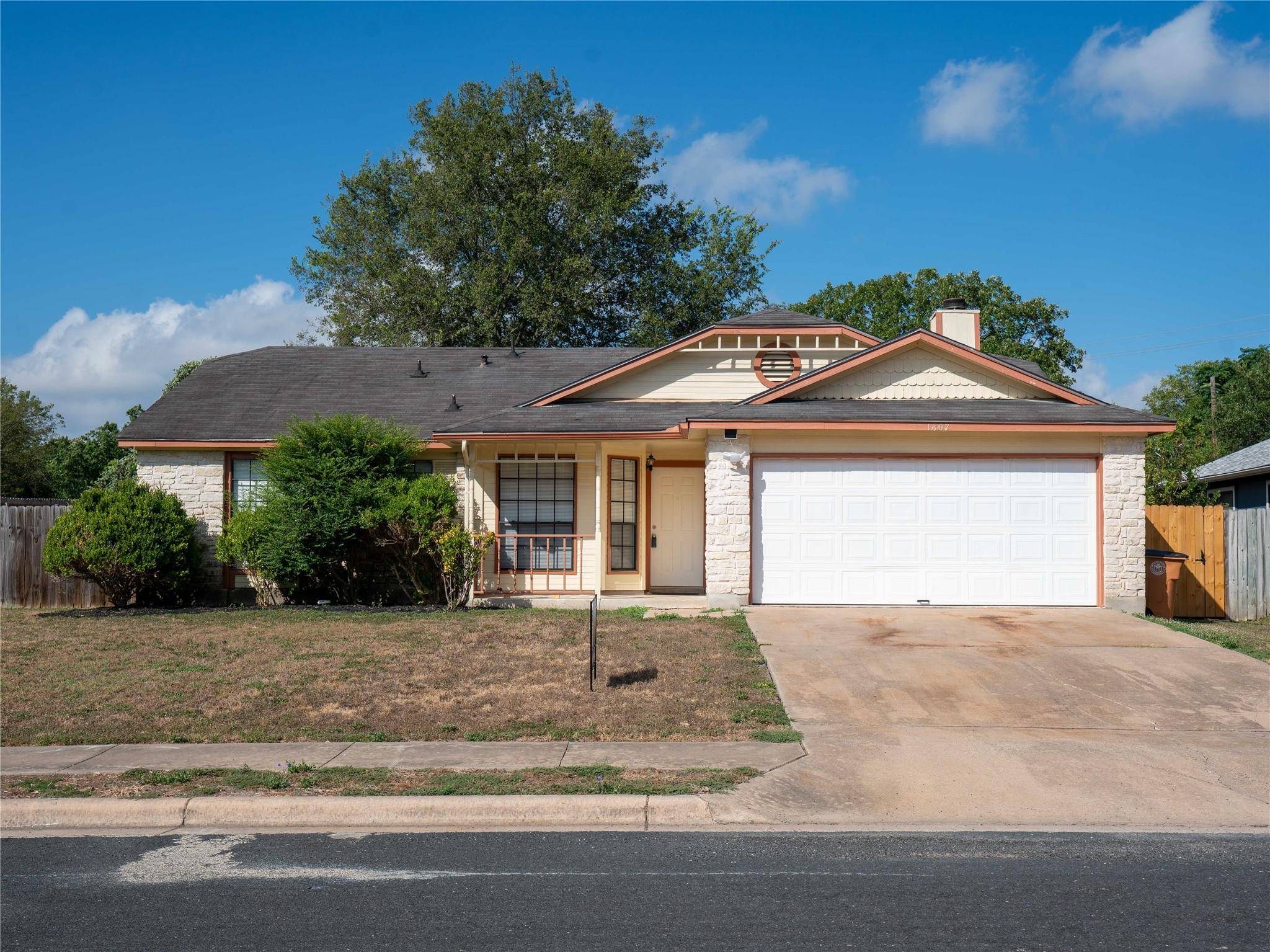 1807 Magazine ST, Austin, TX 78727