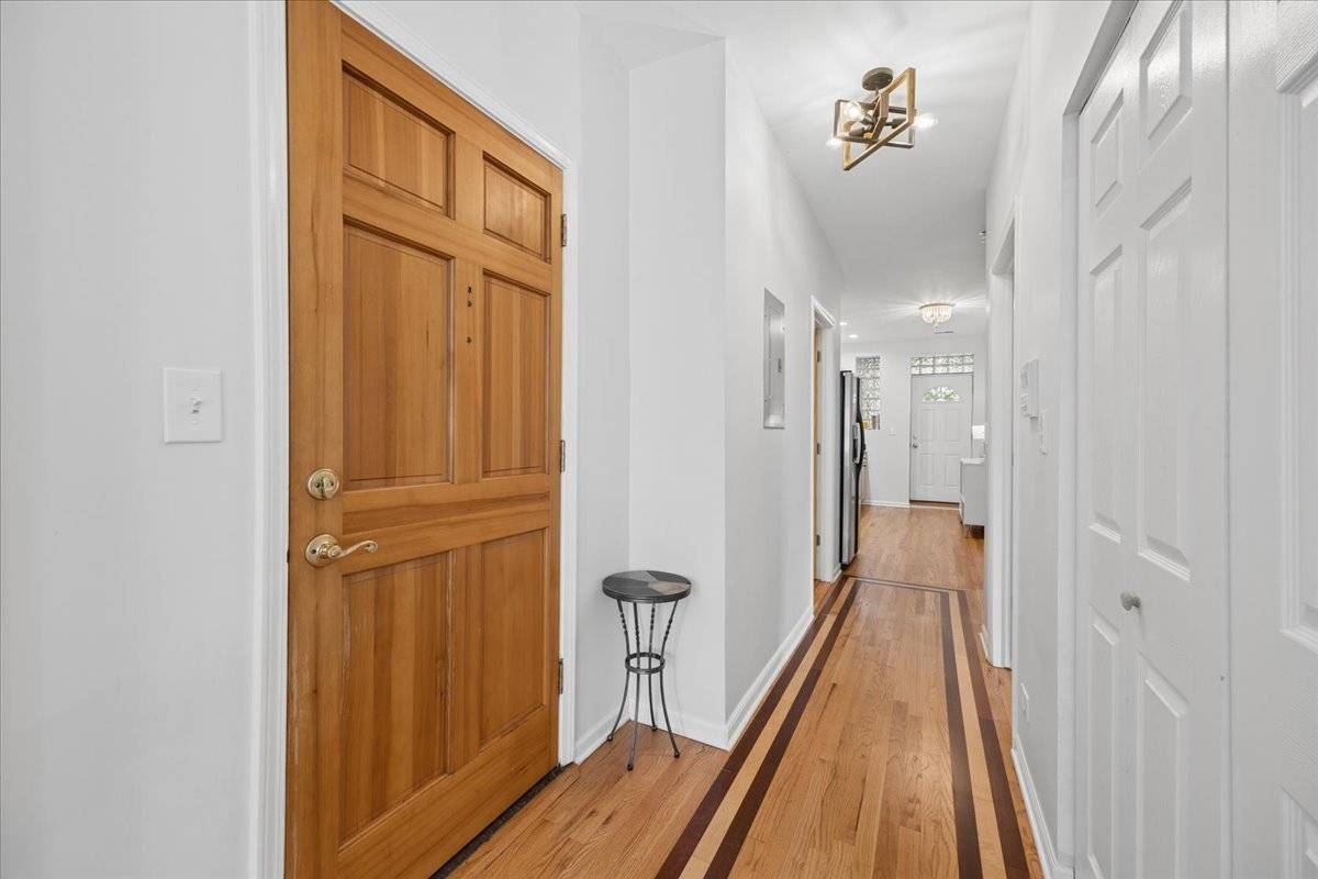 4852 N SACRAMENTO AVE #2N, Chicago, IL 60625
