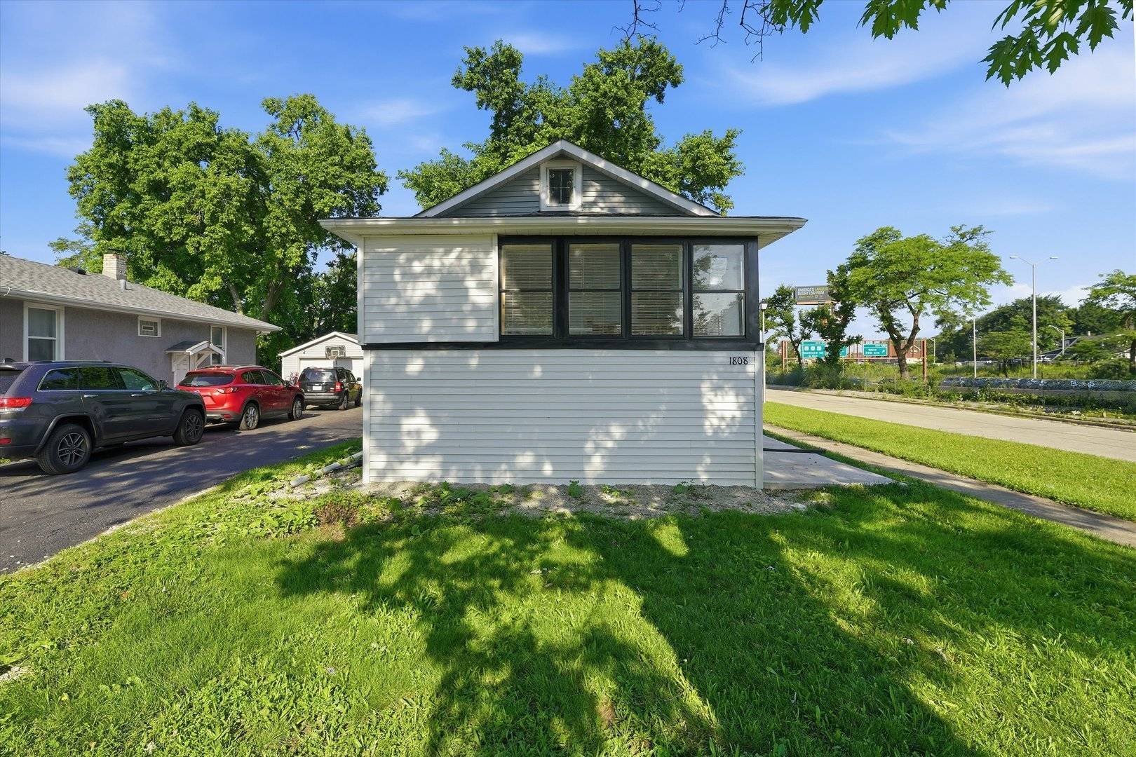 1808 S 22nd AVE, Maywood, IL 60153