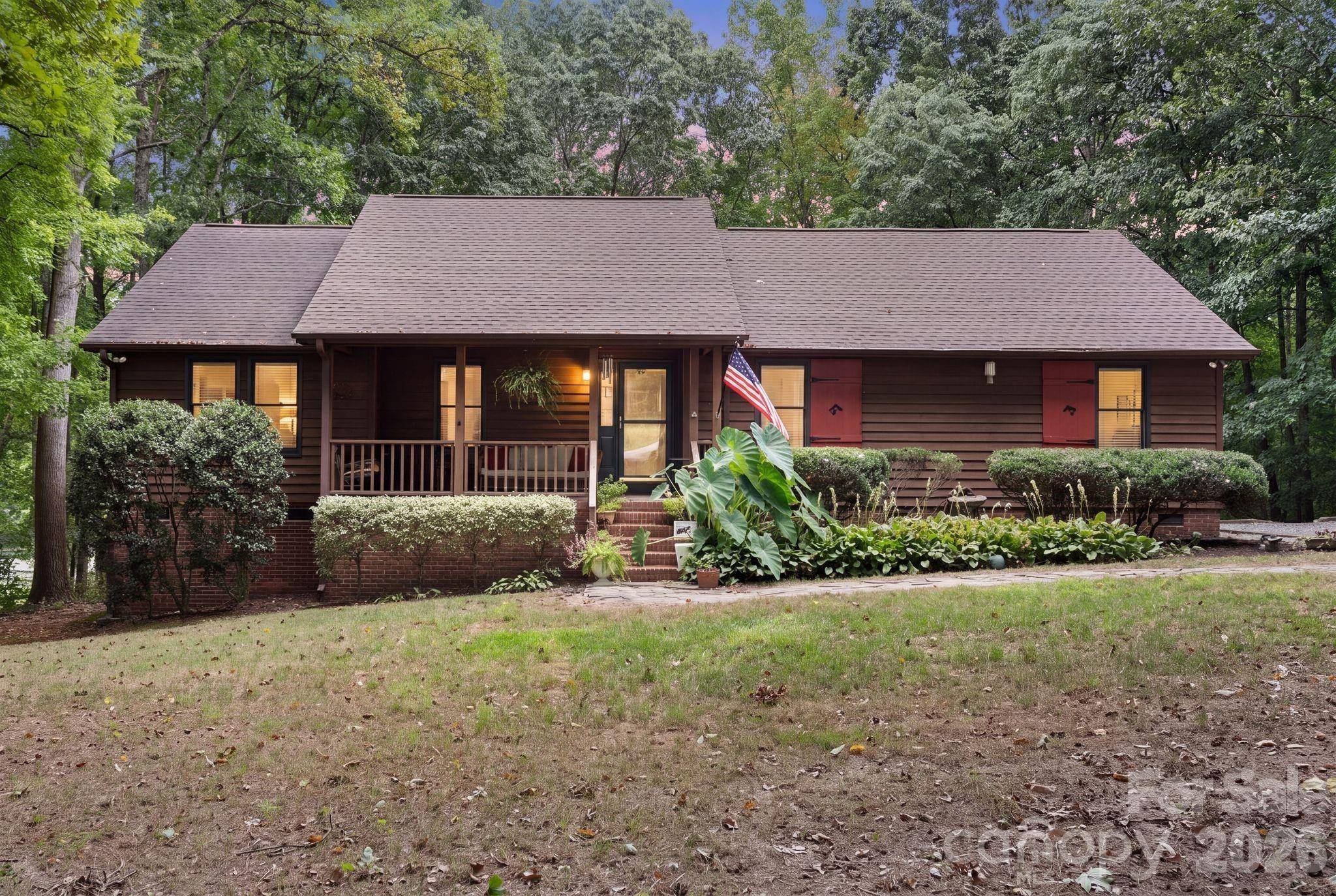 160 Palomino TRL, Mount Holly, NC 28120