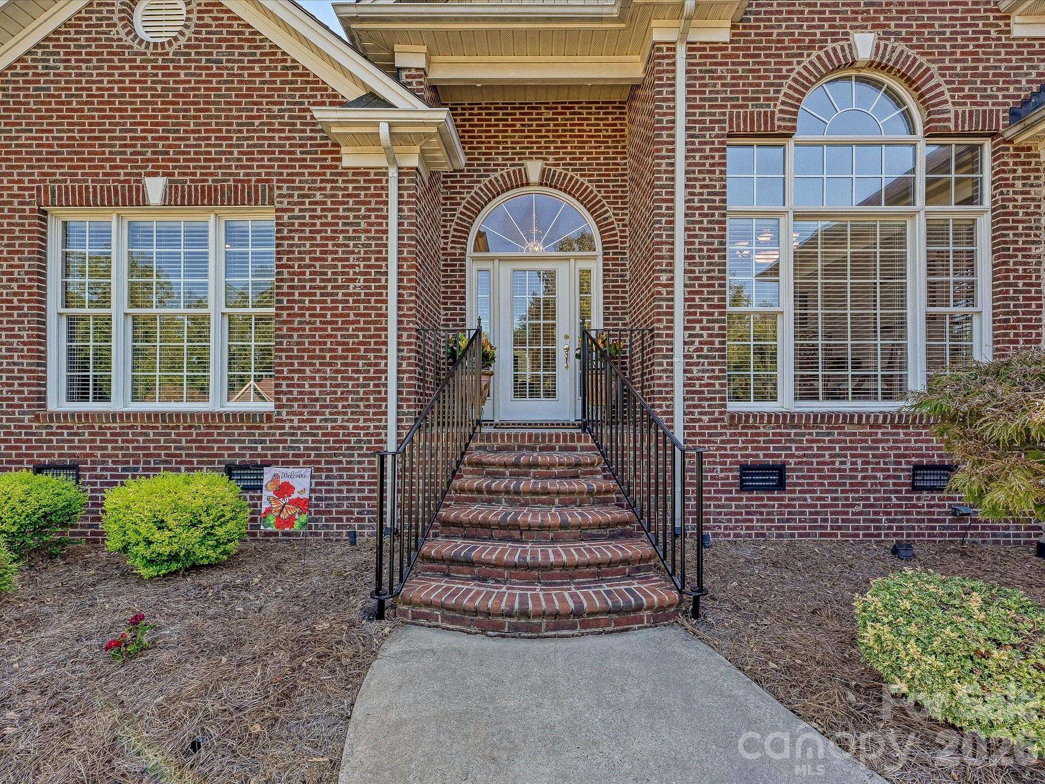 5125 WALNUT GROVE CT, Mount Holly, NC 28120