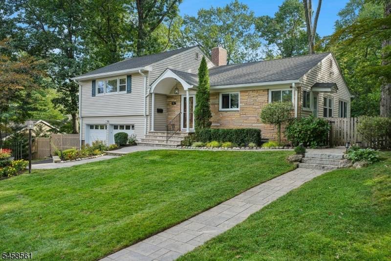 26 Hart Dr S, South Orange Village Twp., NJ 07079