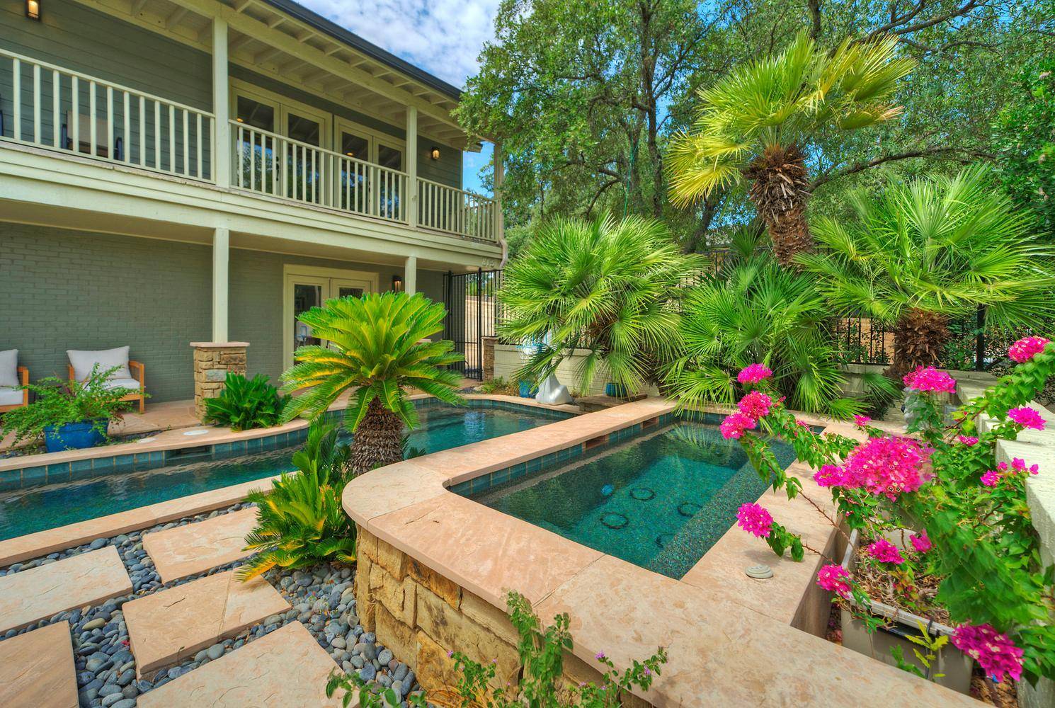 813 Sunfish ST, Lakeway, TX 78734