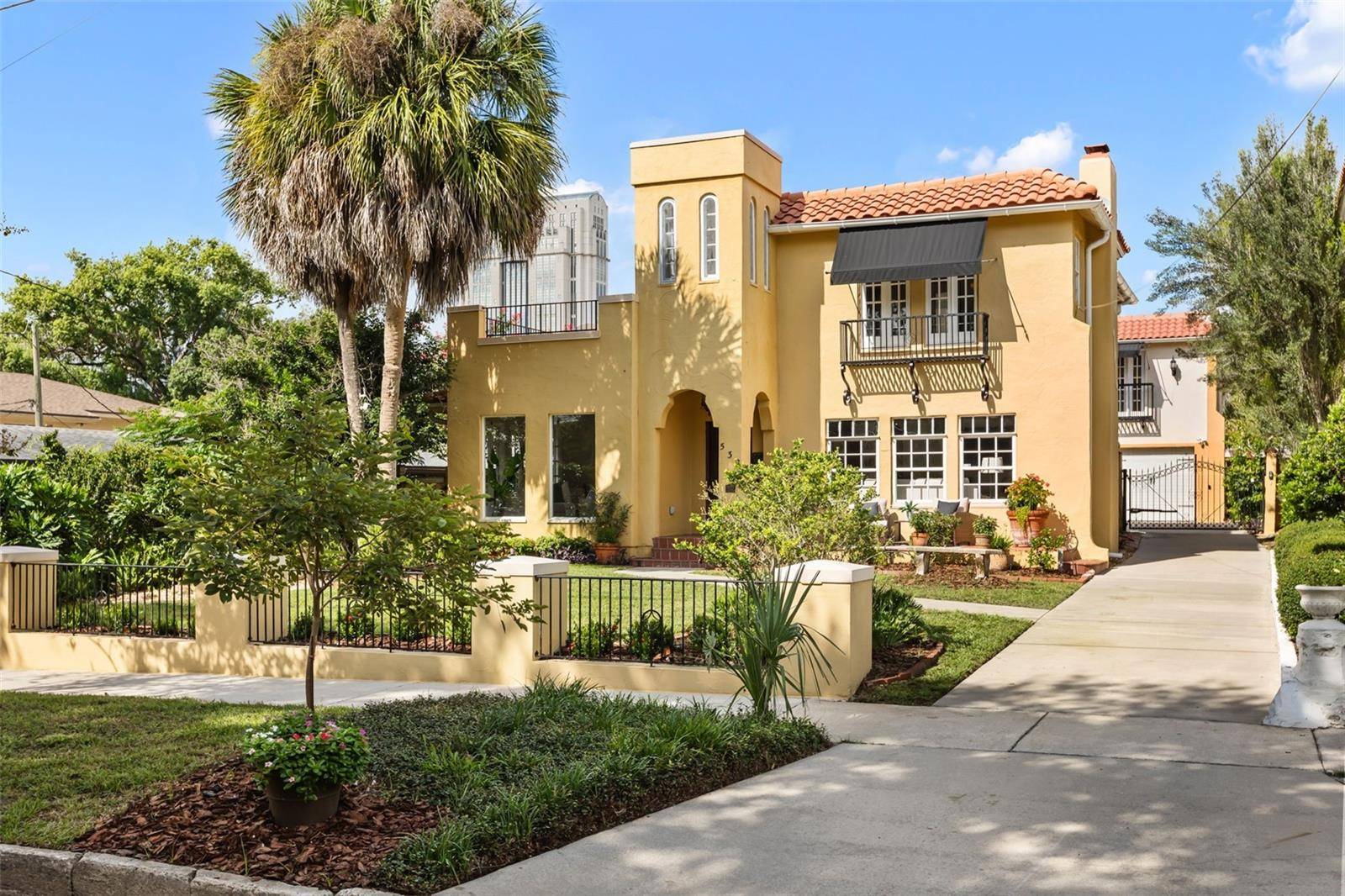 532 BROADWAY AVE, Orlando, FL 32803