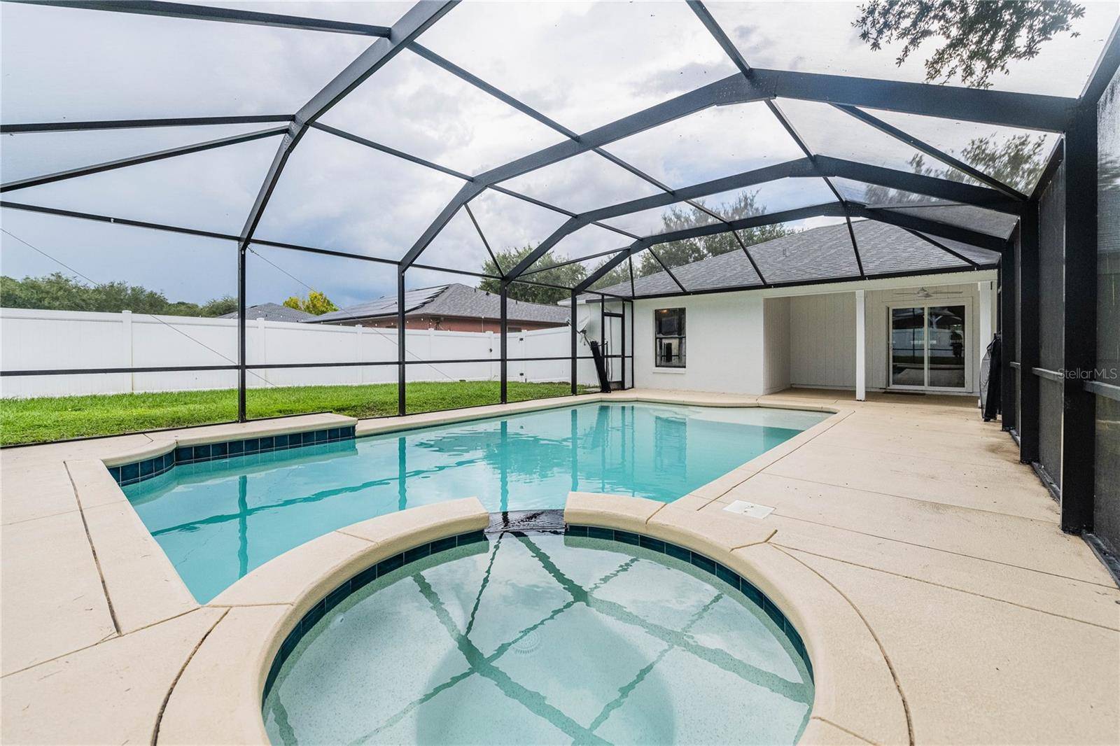 763 BARRISTER DR, Auburndale, FL 33823
