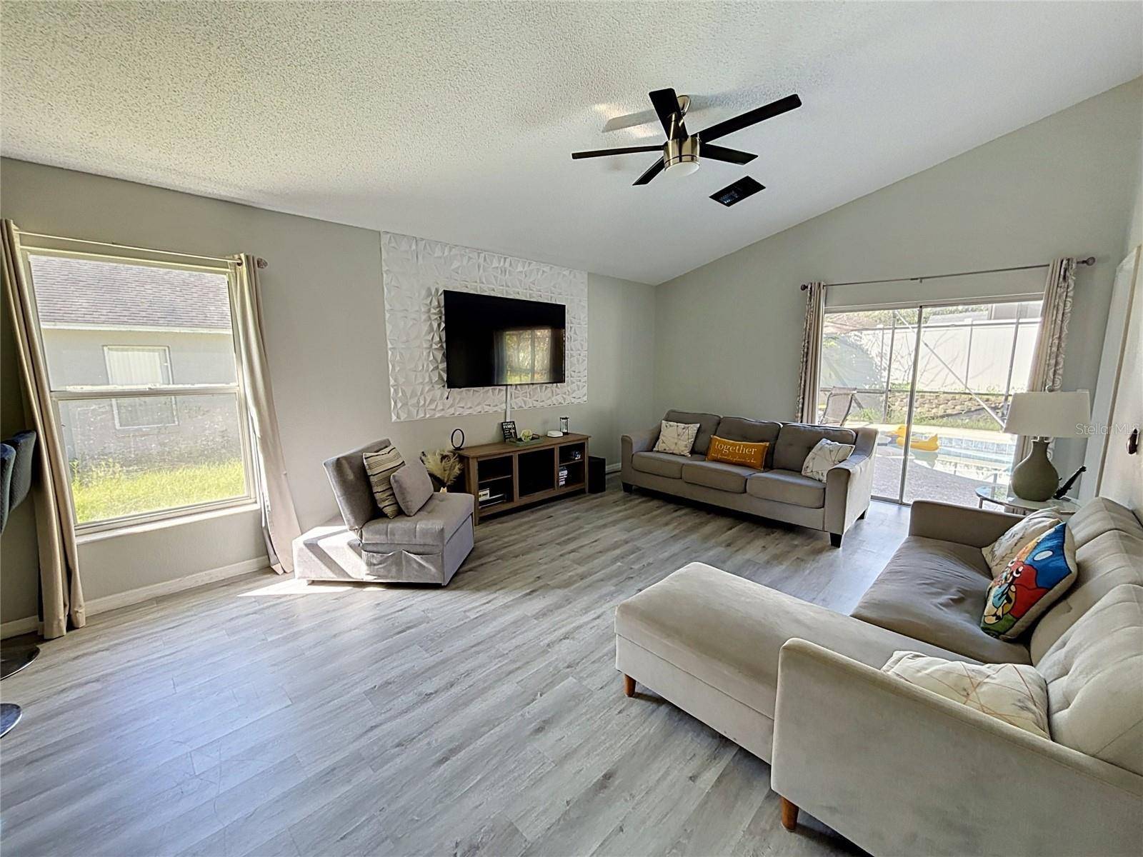 668 DURANGO LOOP ST, Davenport, FL 33897