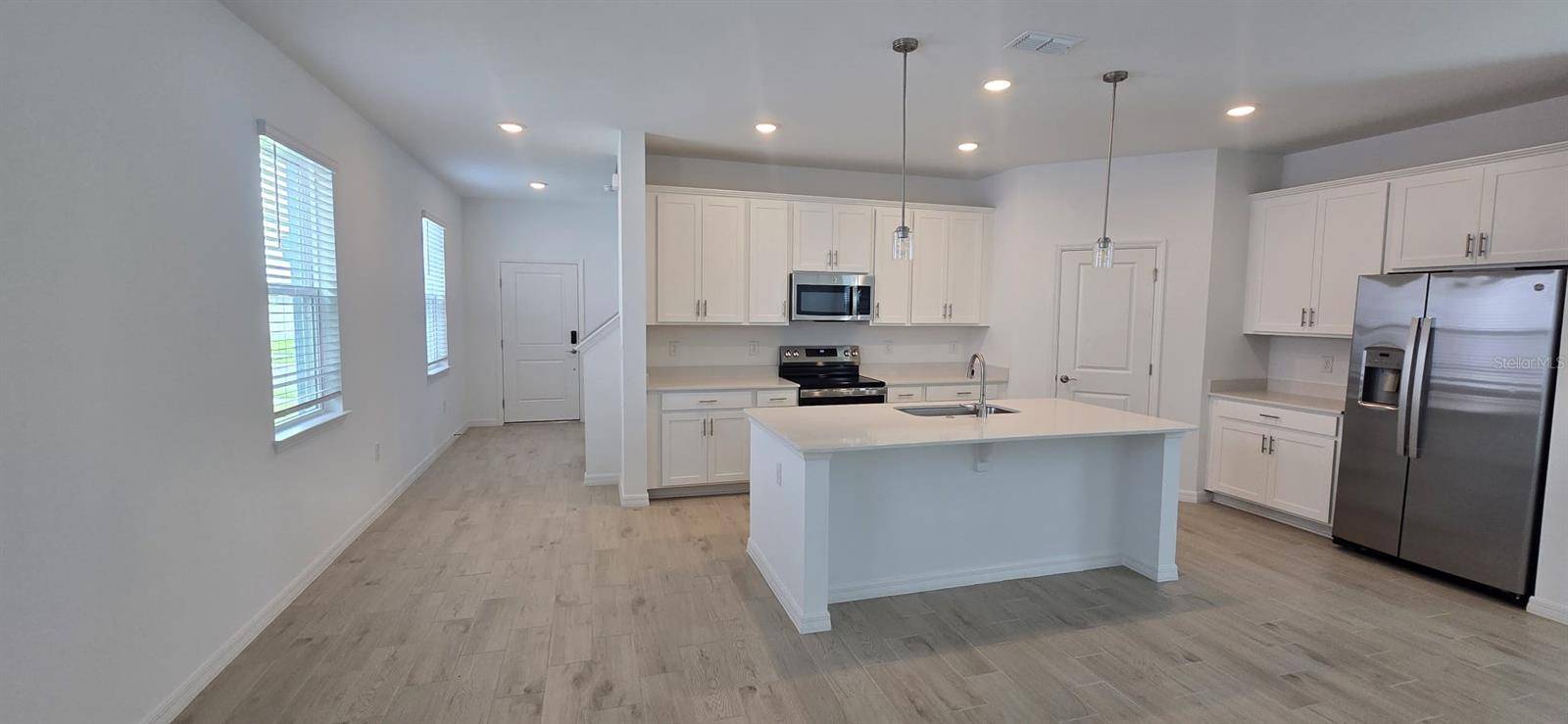 1848 SHADOW BOX BND, St Cloud, FL 34771