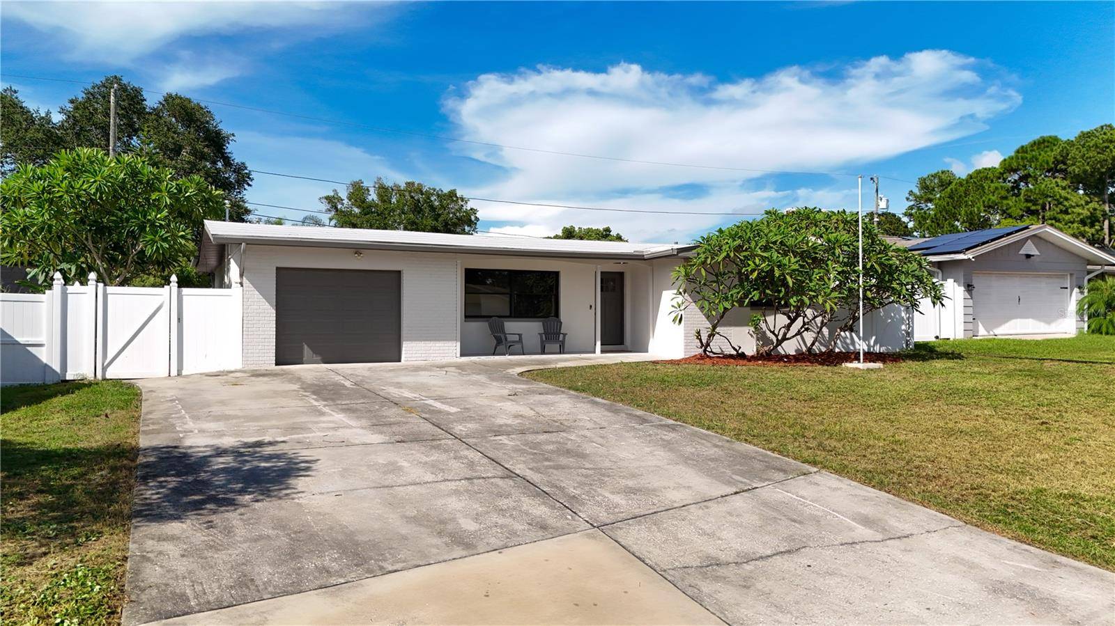 1390 SEABREEZE ST, Clearwater, FL 33756