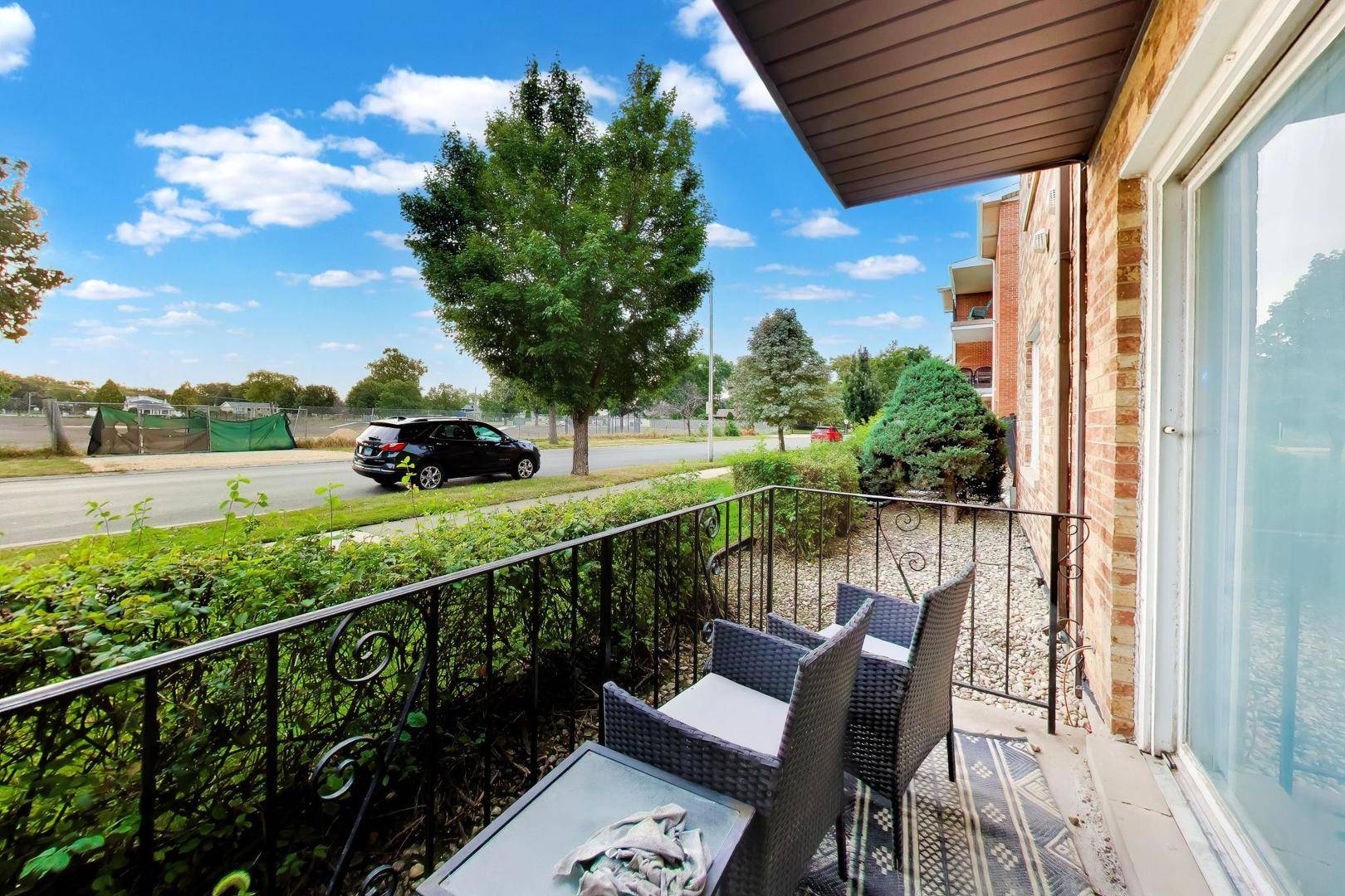10830 Kilpatrick AVE #1SE, Oak Lawn, IL 60453