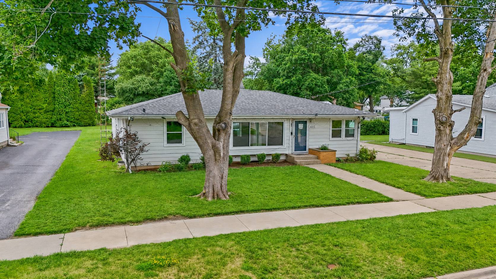 401 W Madison ST, Belvidere, IL 61008