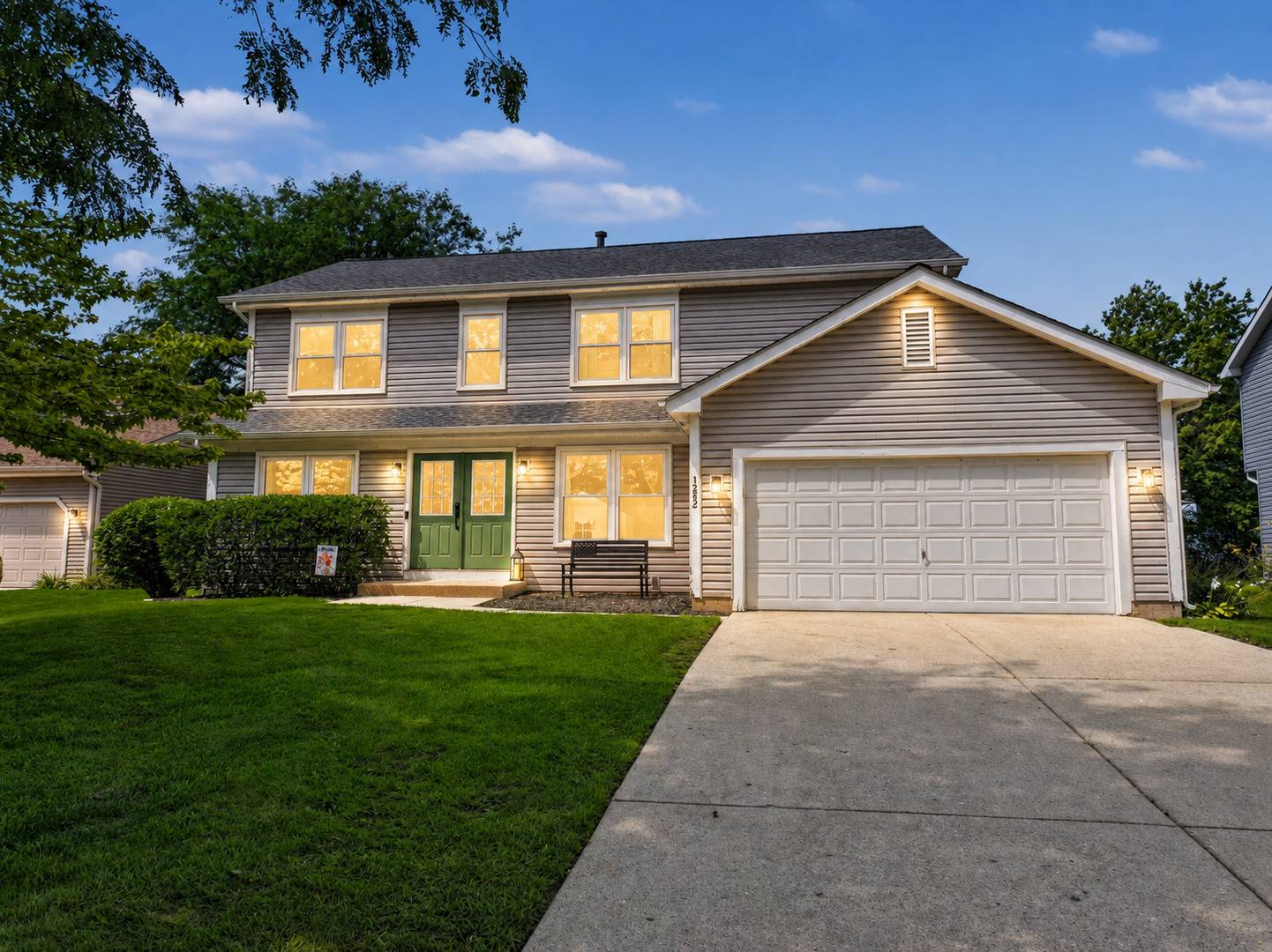1262 Knollwood CIR, Crystal Lake, IL 60014