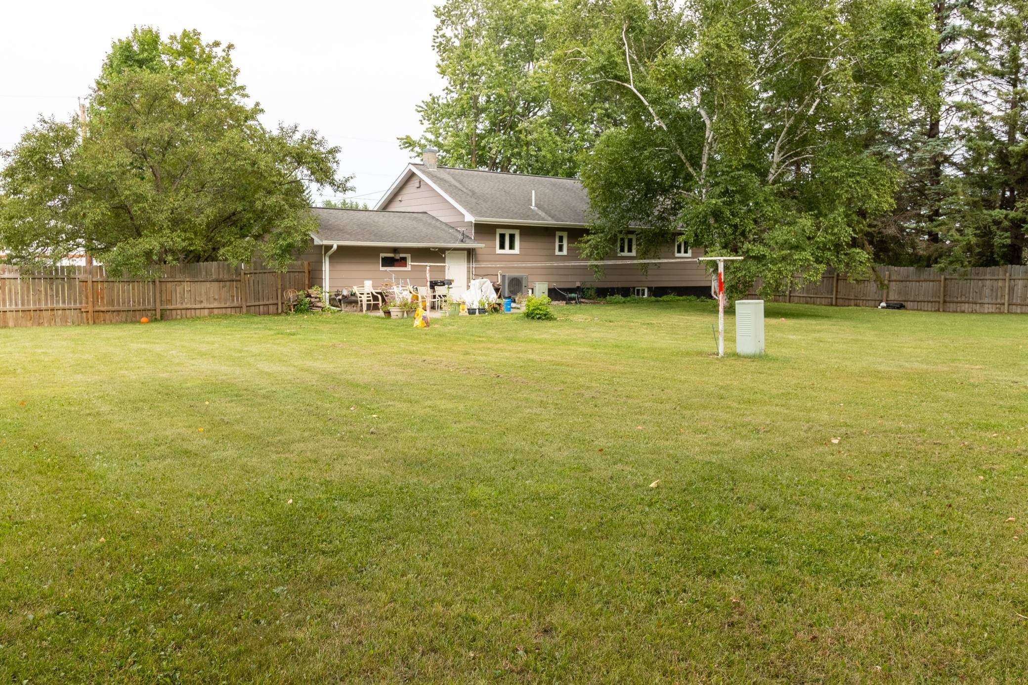 210 3rd AVE NE, Bertha, MN 56437
