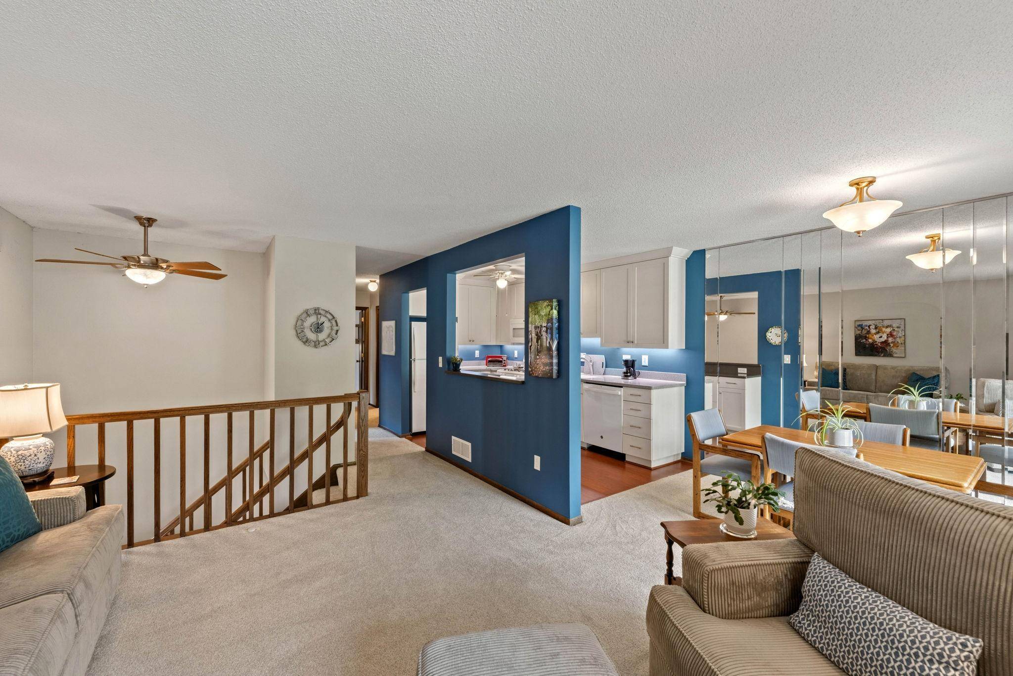 11143 Vessey CIR, Bloomington, MN 55437