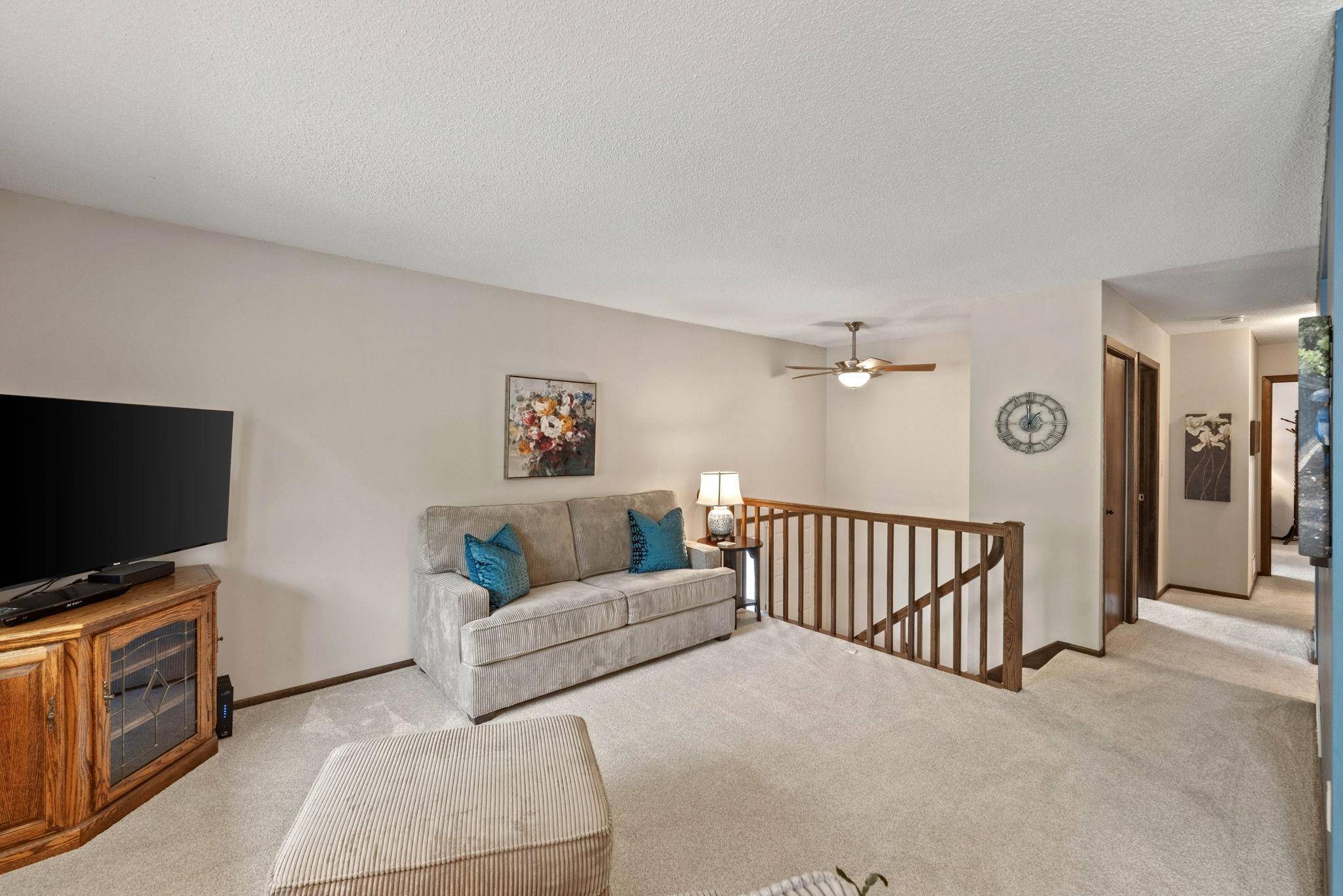 11143 Vessey CIR, Bloomington, MN 55437