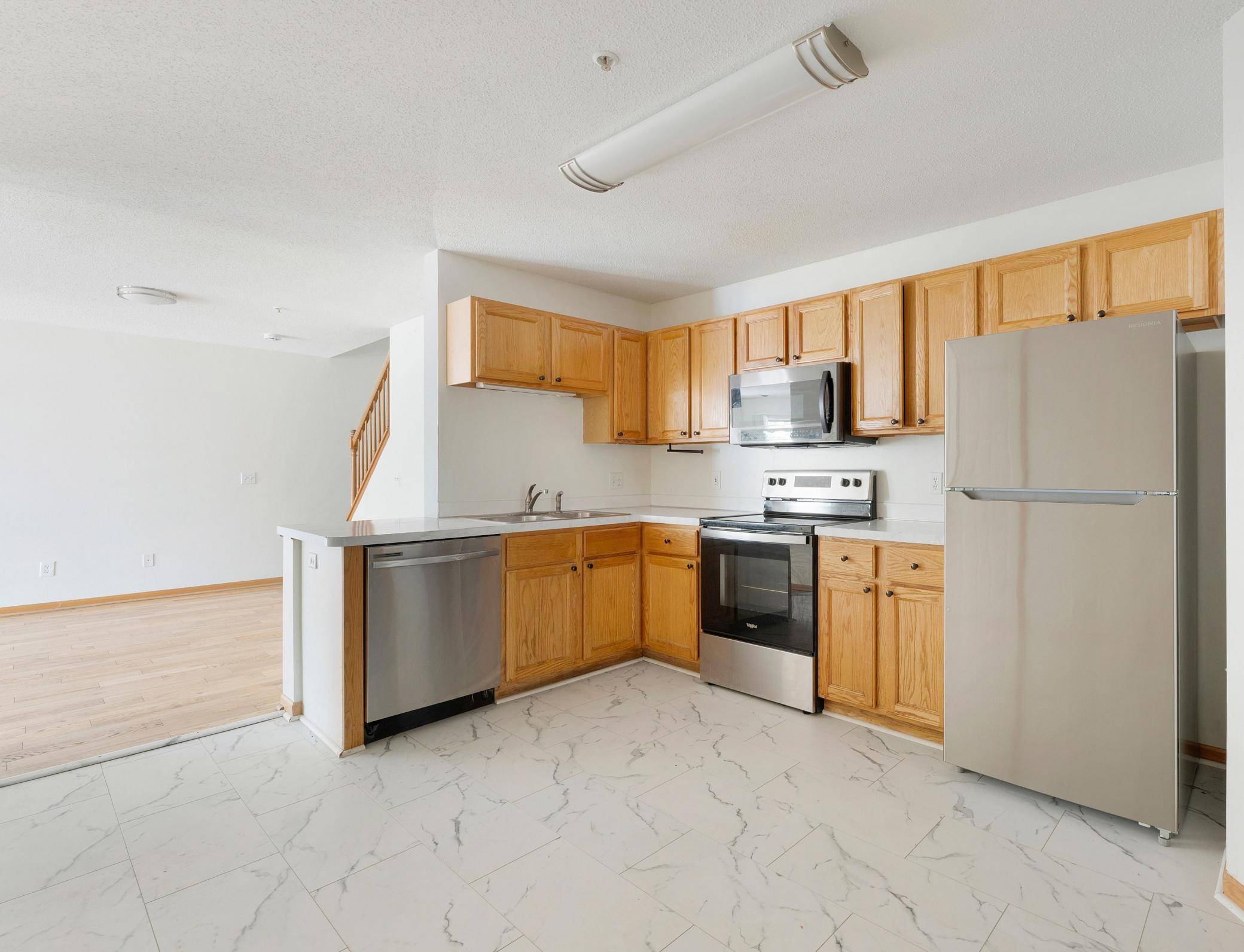11240 Providence LN, Eden Prairie, MN 55344