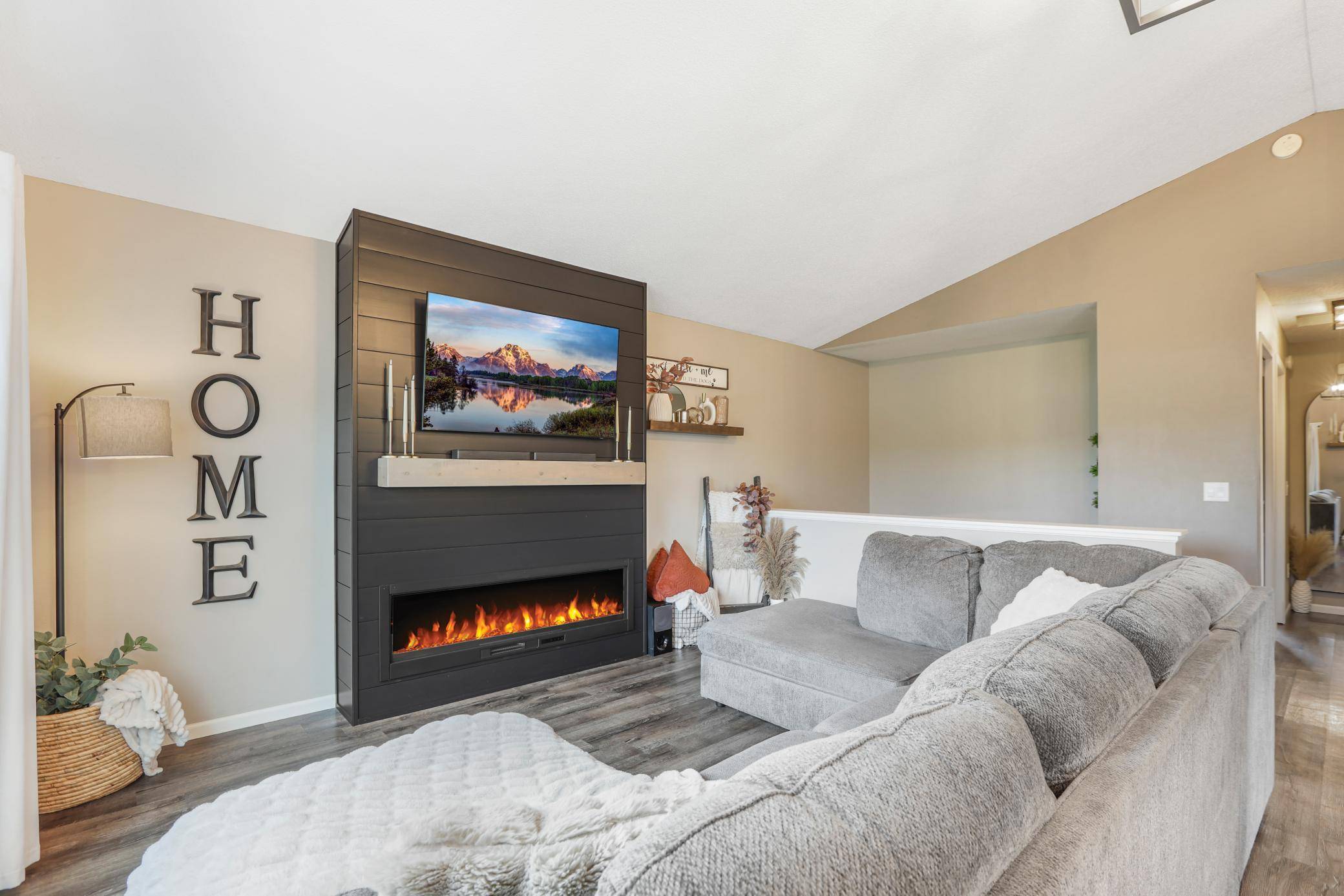 1251 Heritage DR, Waite Park, MN 56387