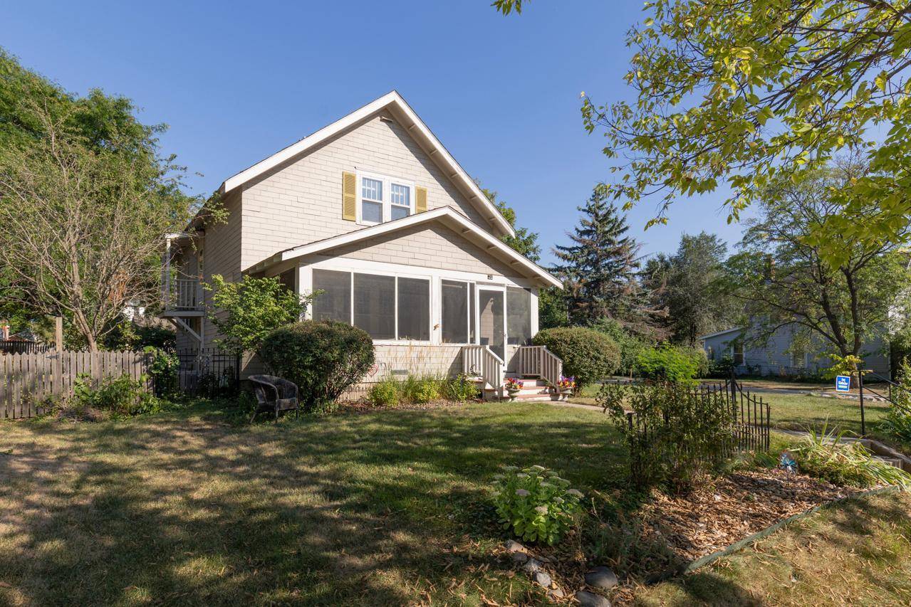 301 8th AVE N, Hopkins, MN 55343