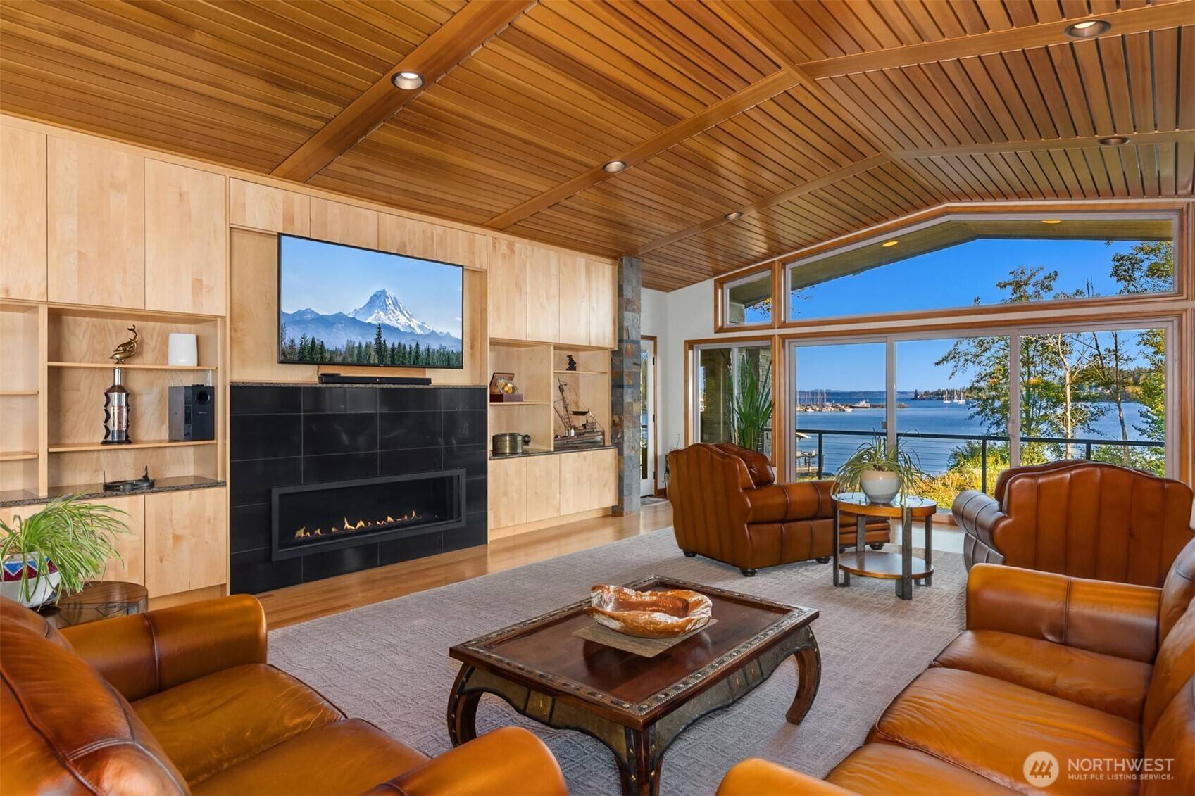 10737 NE West Kingston RD, Kingston, WA 98346