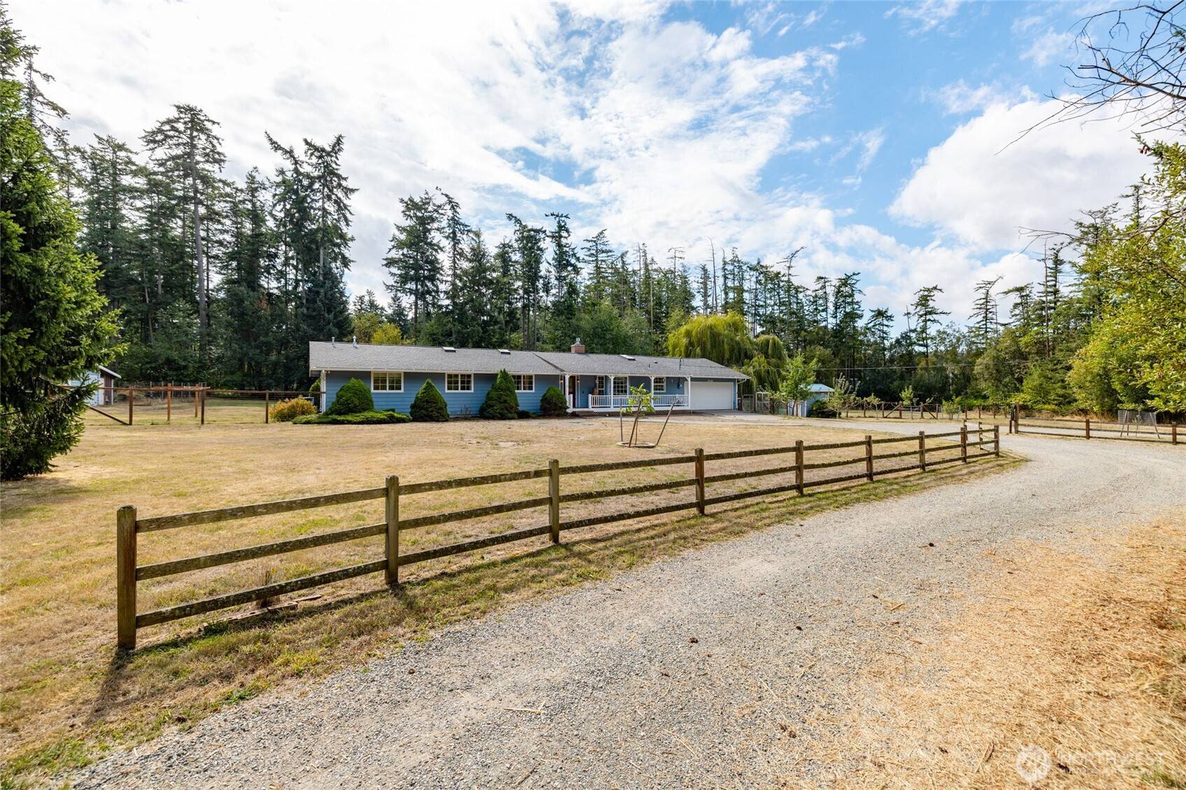 1866 Wellington DR, Oak Harbor, WA 98277