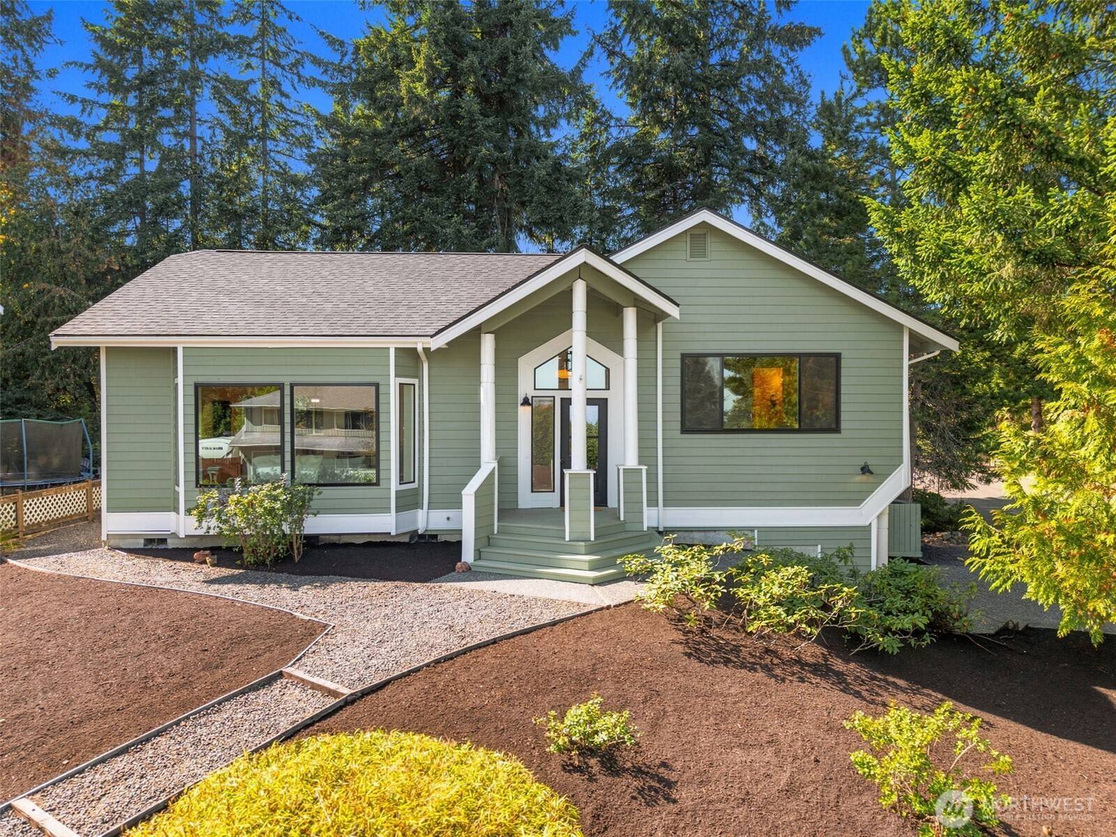 4989 NW Francis DR, Silverdale, WA 98383