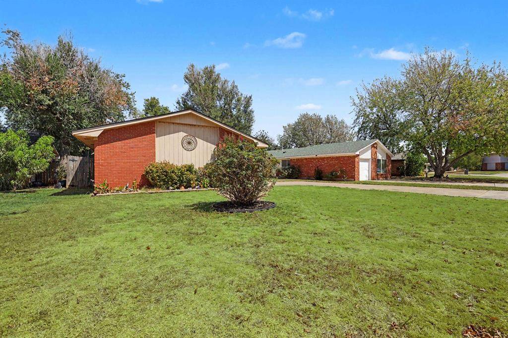 5705 NW 67th ST, Oklahoma City, OK 73132