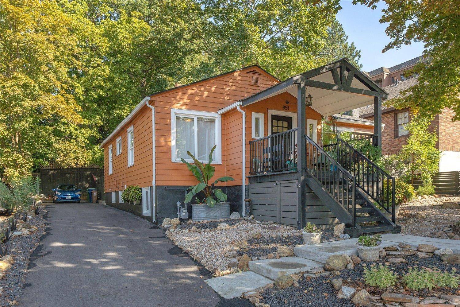 851 S Cowley St, Spokane, WA 99202