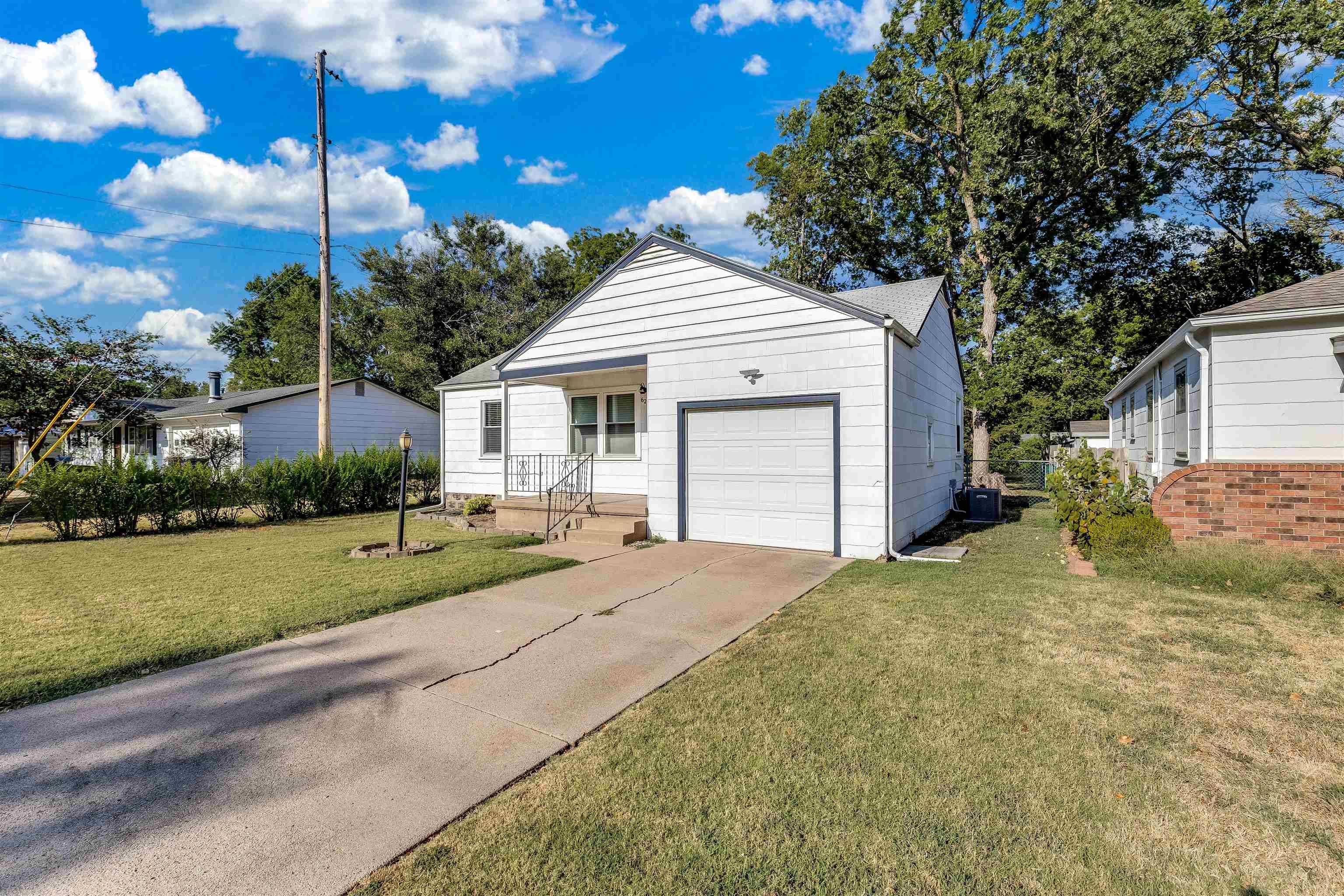 623 Grandview Ave., Newton, KS 67114