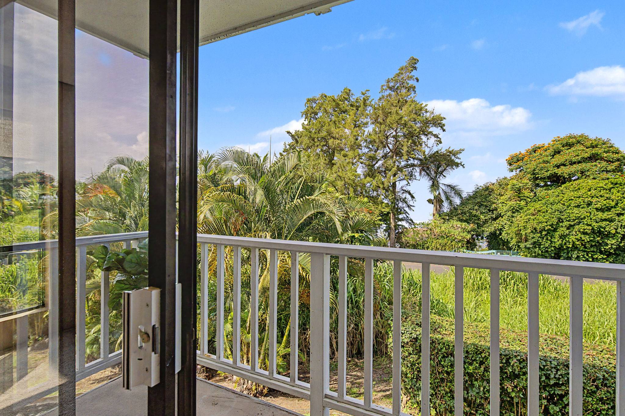 82-6065 MAMALAHOA HWY #A201, Captain Cook, HI 96704