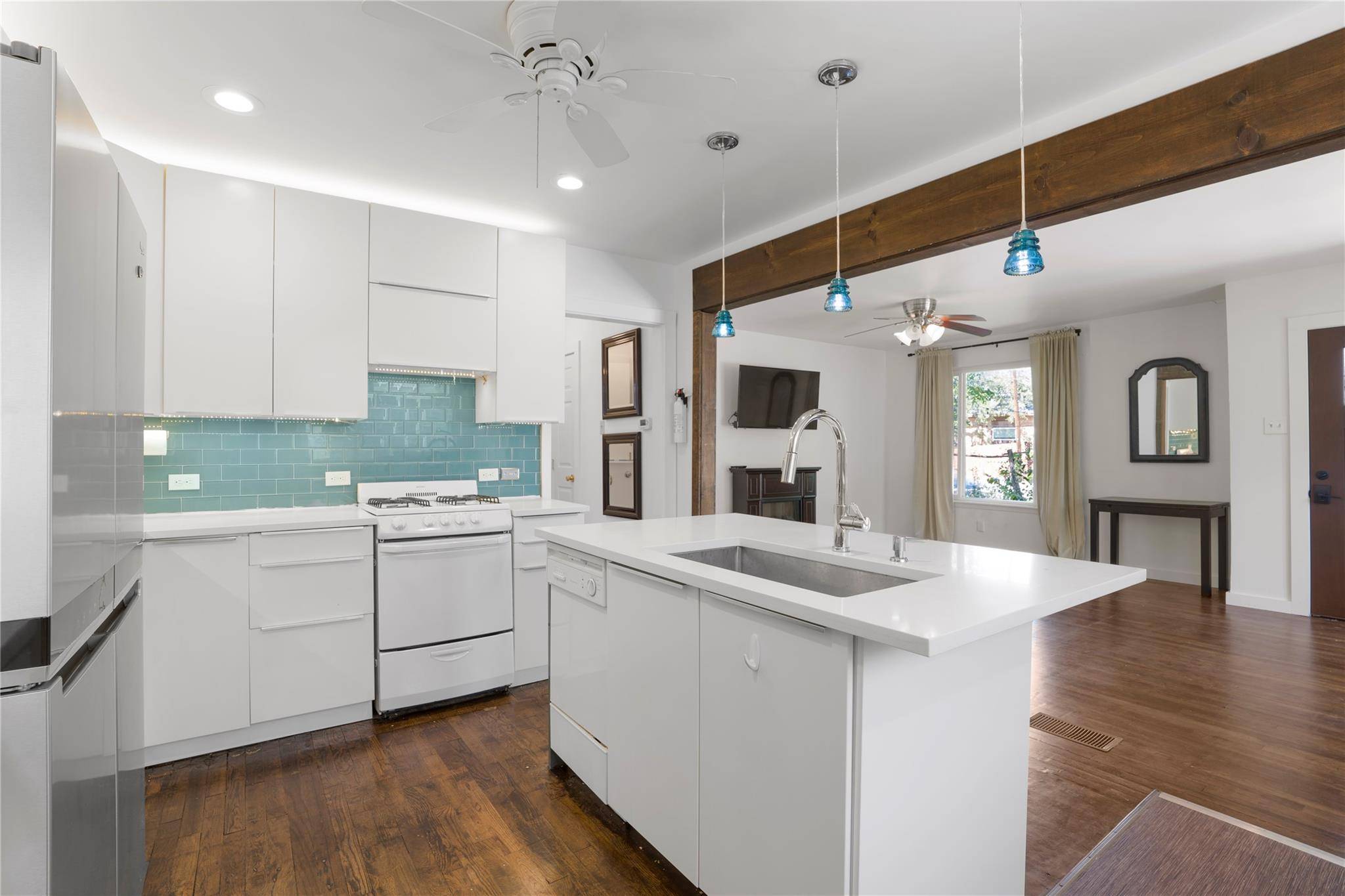 401 W Live Oak ST, Austin, TX 78704