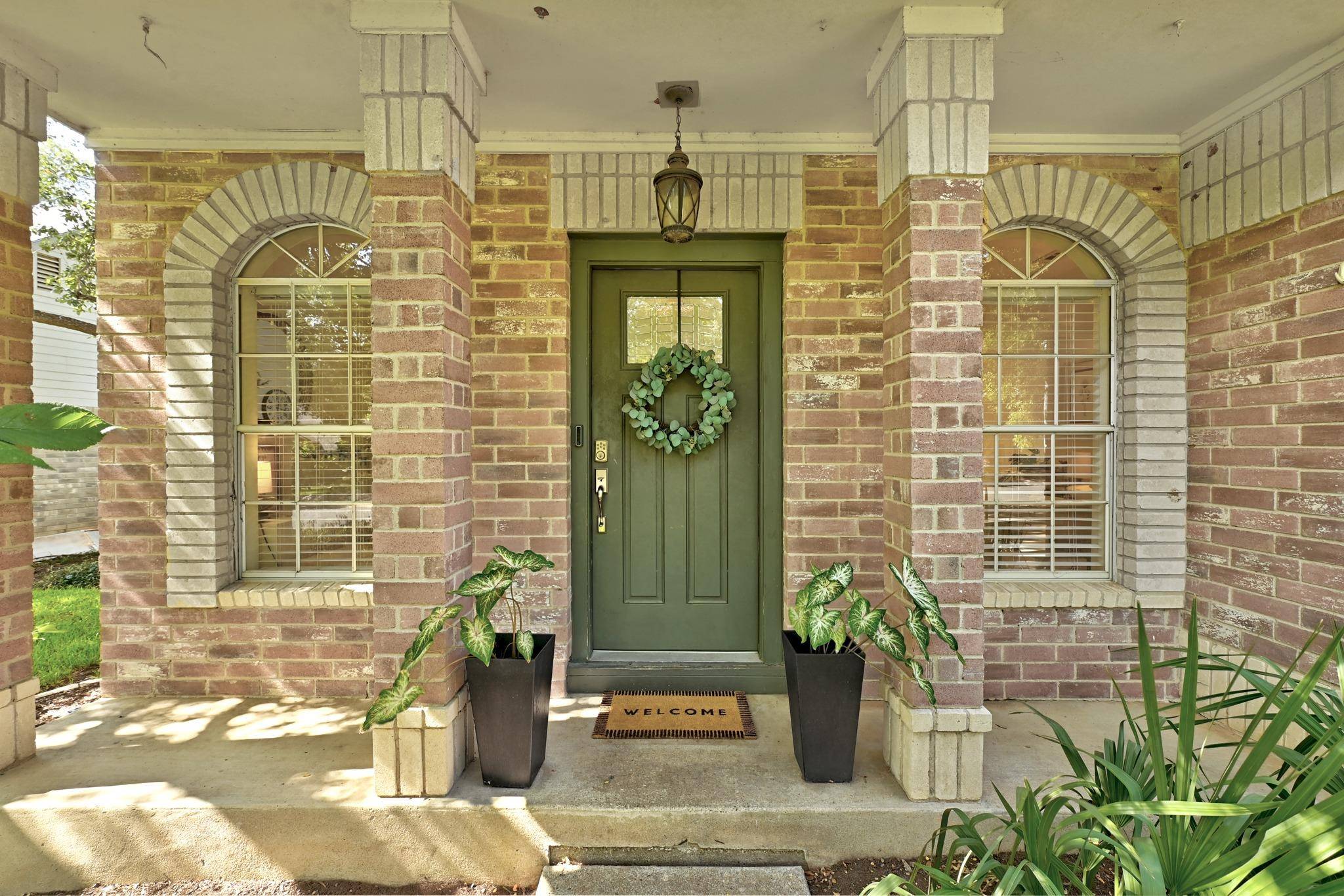 8014 Doe Meadow DR, Austin, TX 78749