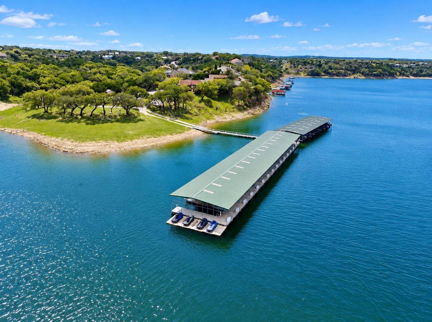 800 Wesley Ridge DR, Spicewood, TX 78669