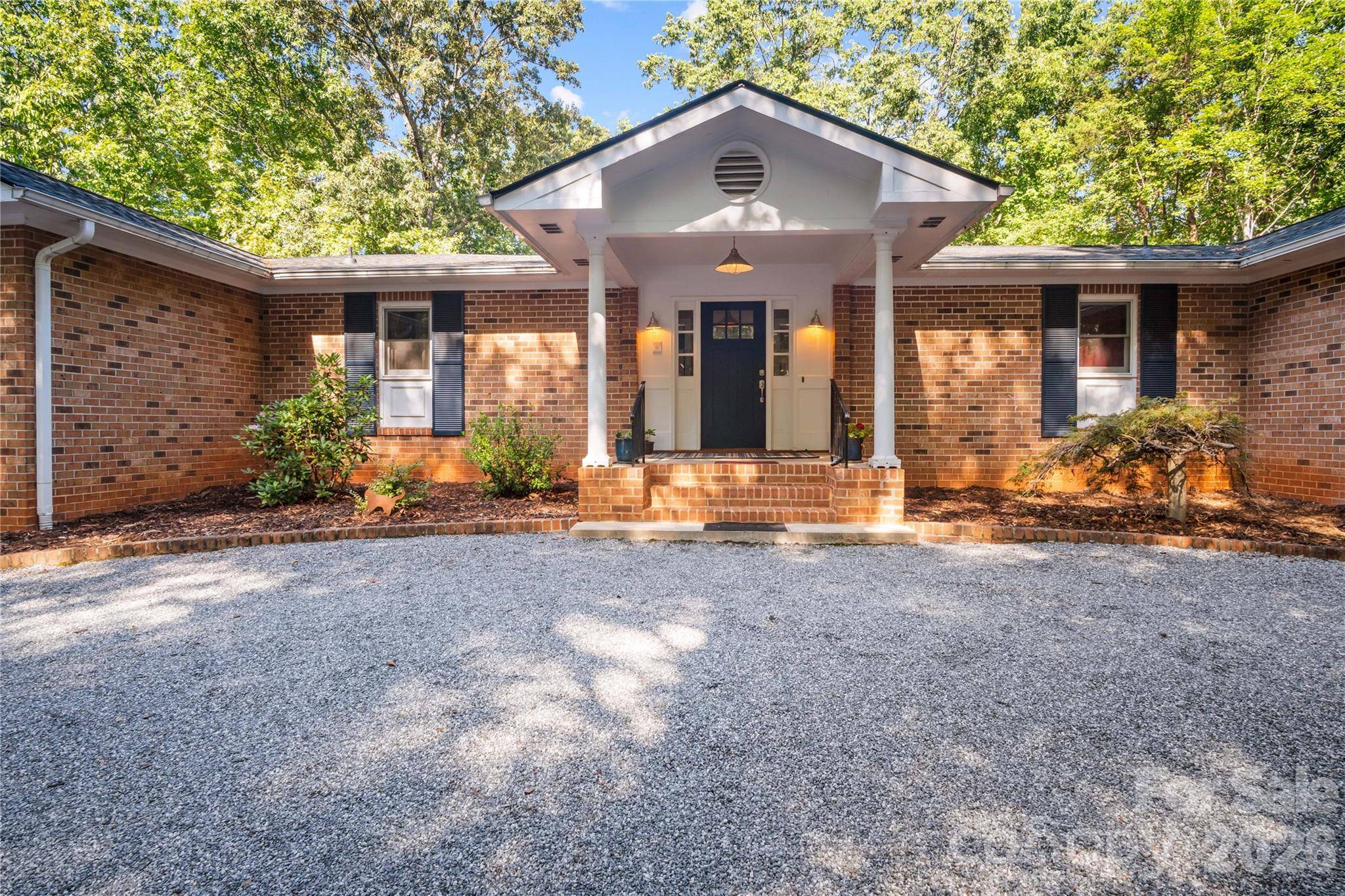 1137 Mountain Laurel DR, Columbus, NC 28722