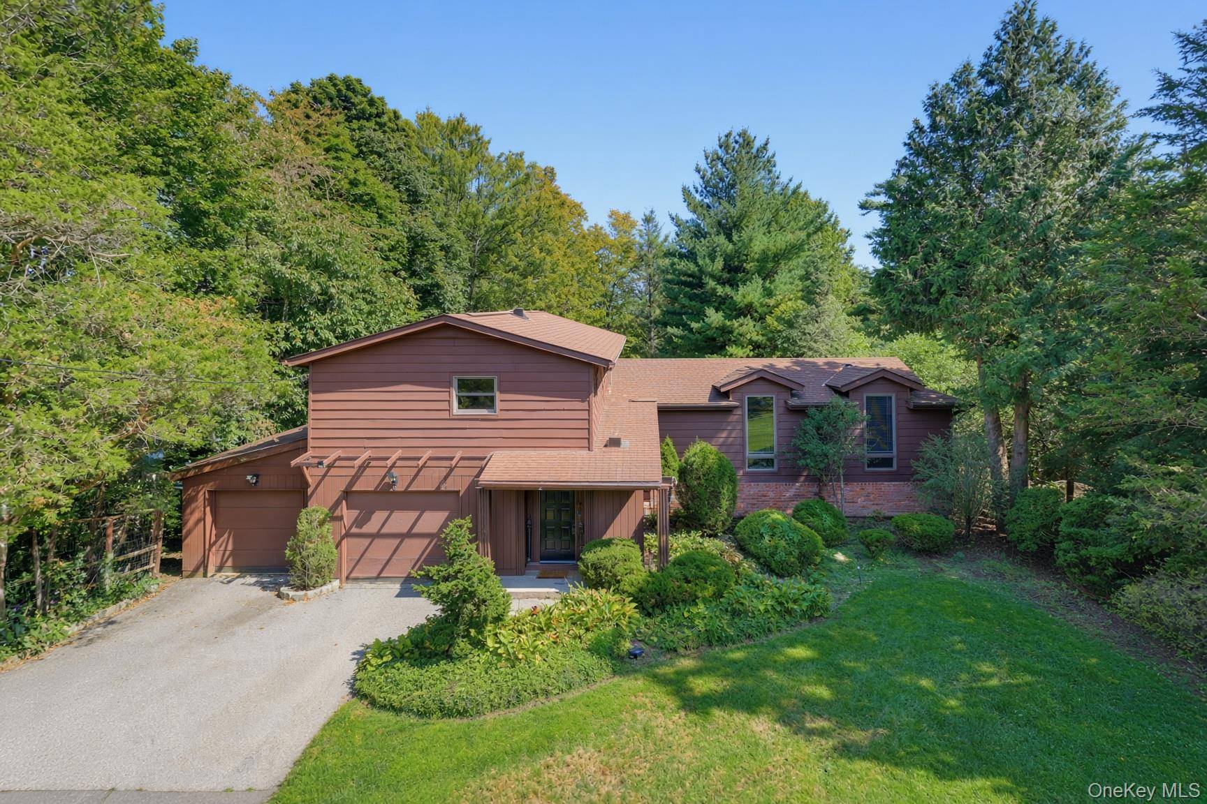 6 Lark AVE, White Plains, NY 10607