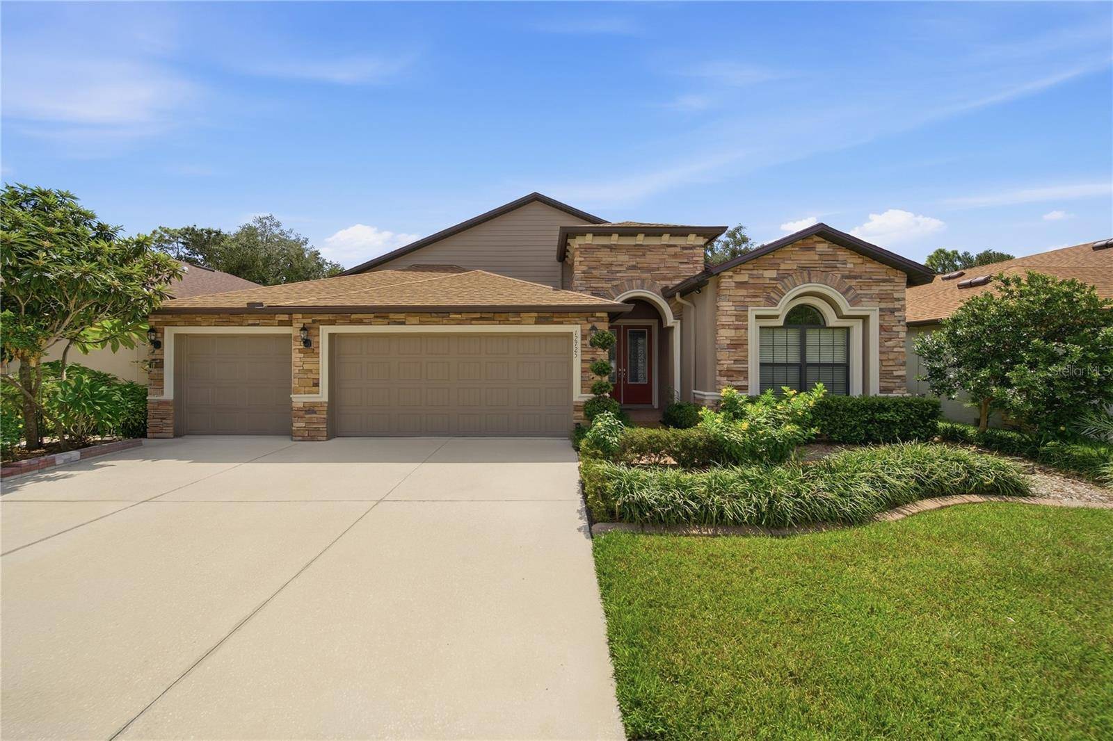 12725 FLATWOOD CREEK DR, Gibsonton, FL 33534