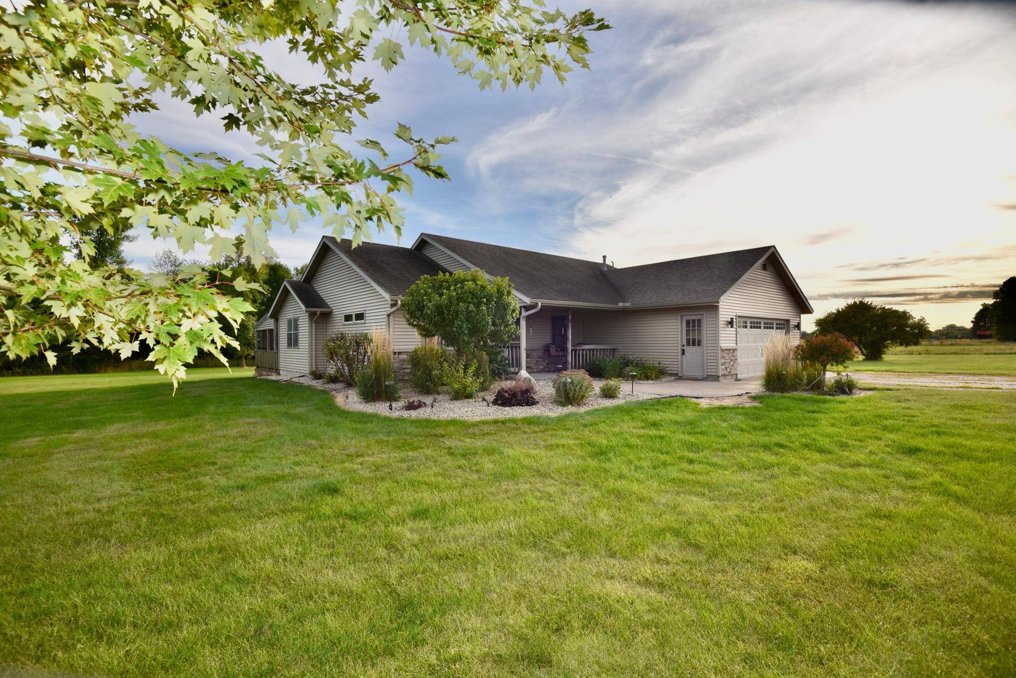 8809 Green Meadow RD, Milaca, MN 56353