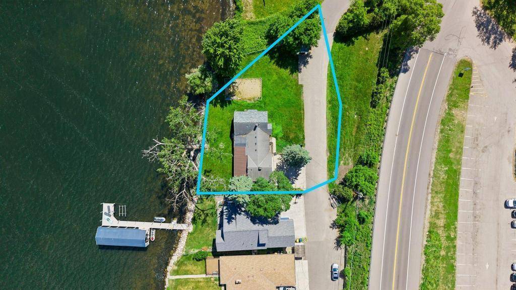 3685 N Shore DR, Wayzata, MN 55391
