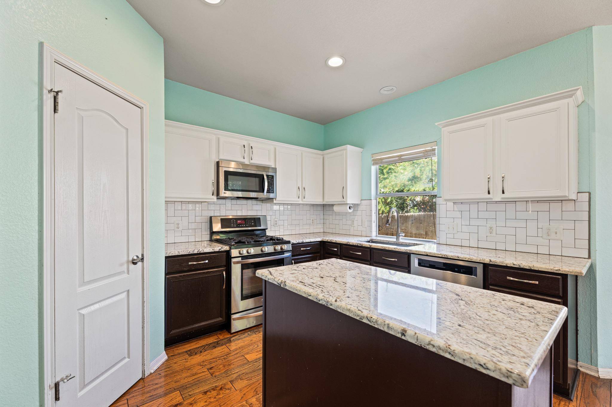 3718 Eagles Nest ST, Round Rock, TX 78665