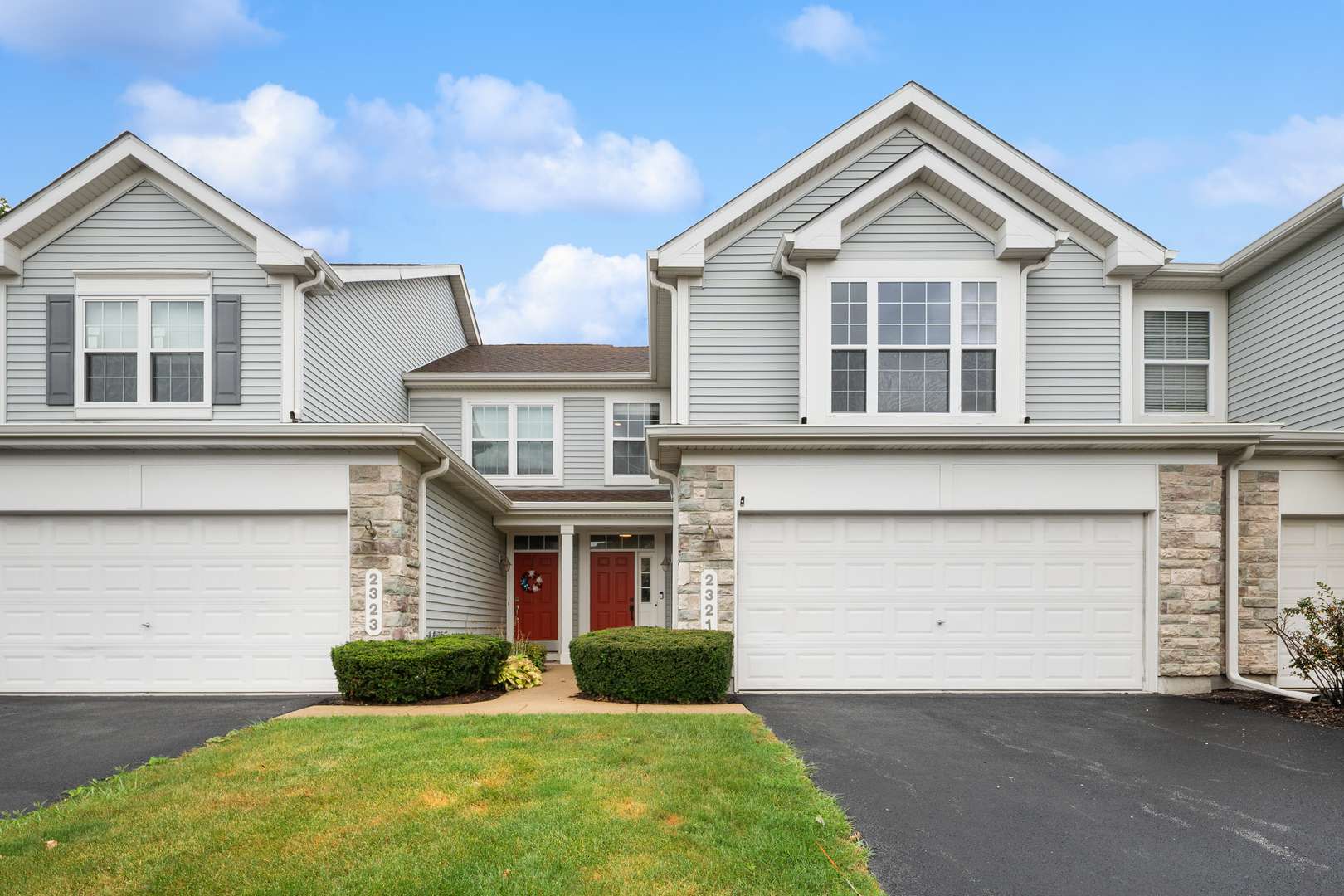 2321 GEORGETOWN CIR #2321, Aurora, IL 60503