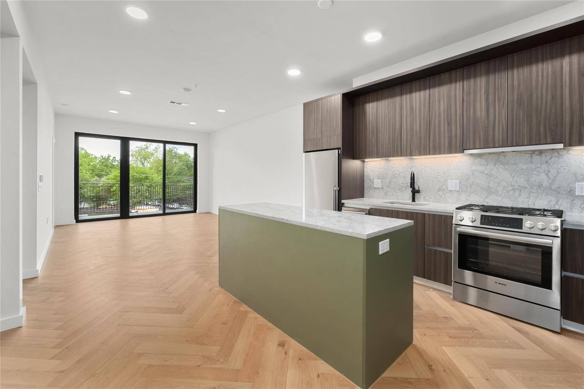 2209 S 1st ST #311, Austin, TX 78704