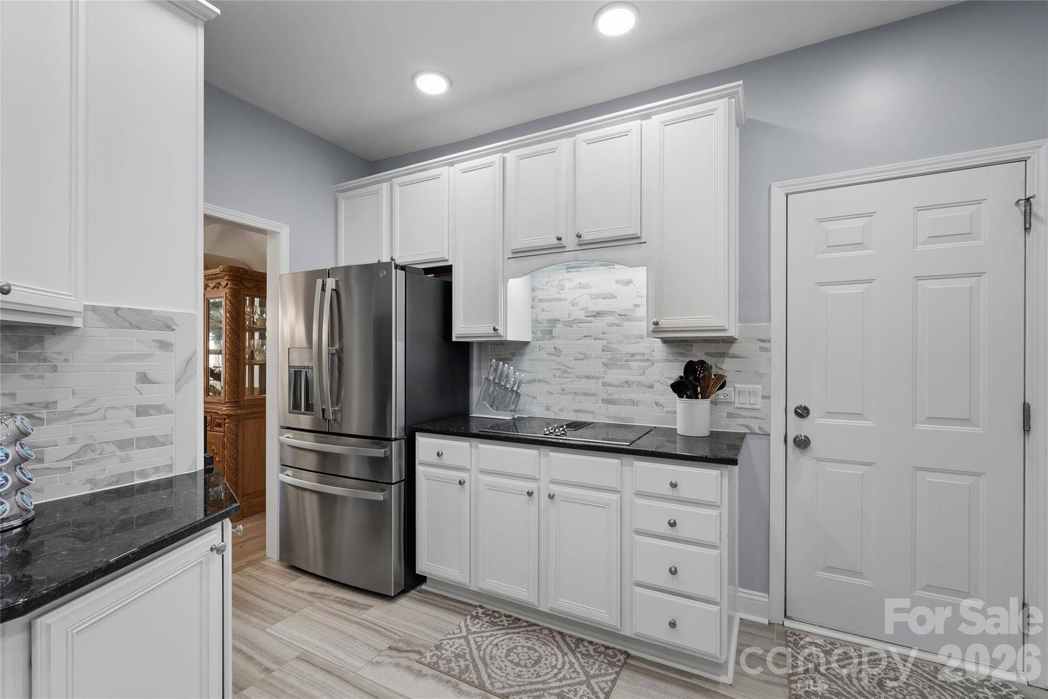 2612 Albatross LN, Matthews, NC 28104
