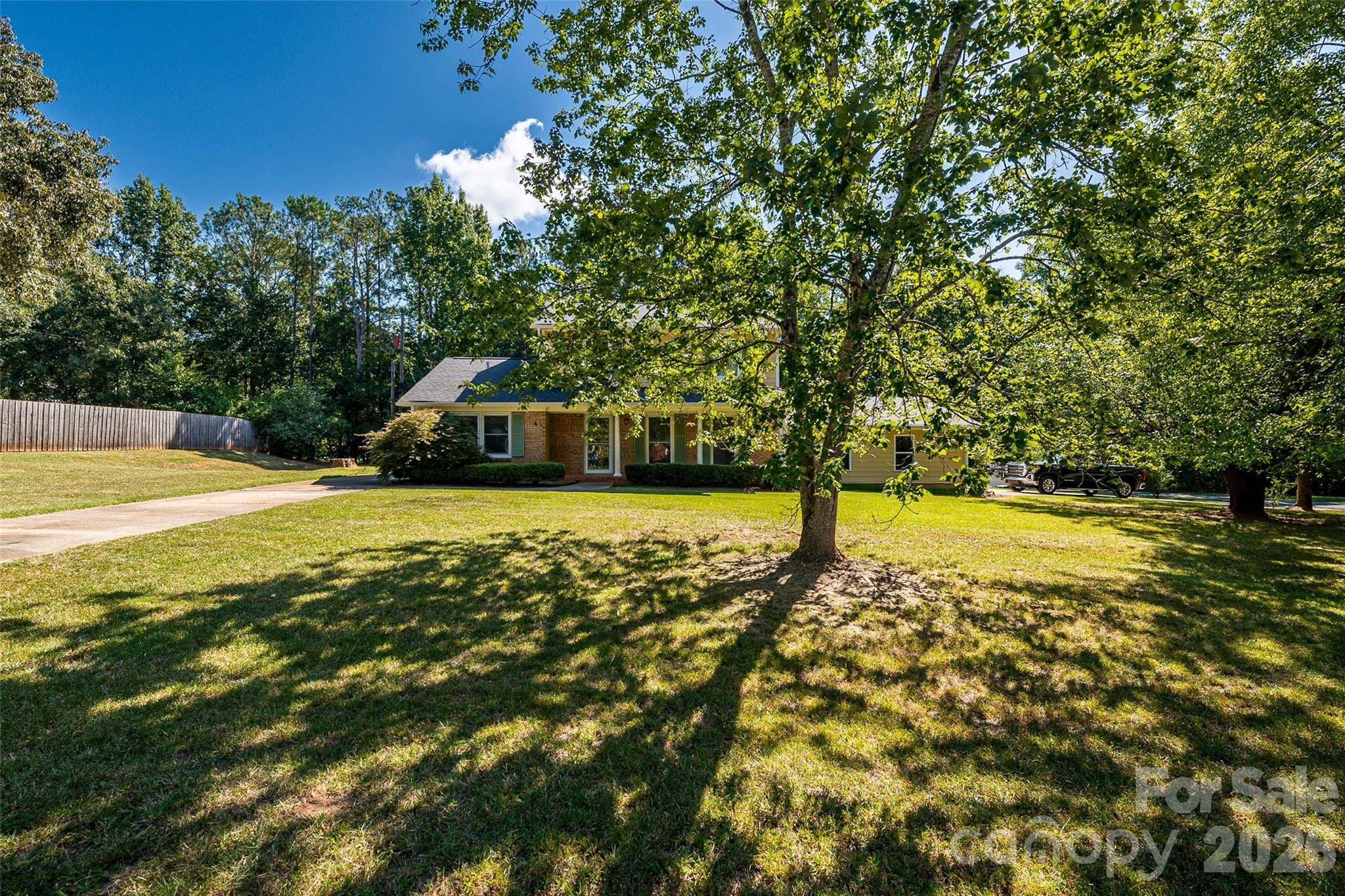 621 S Jackson AVE, Waxhaw, NC 28173