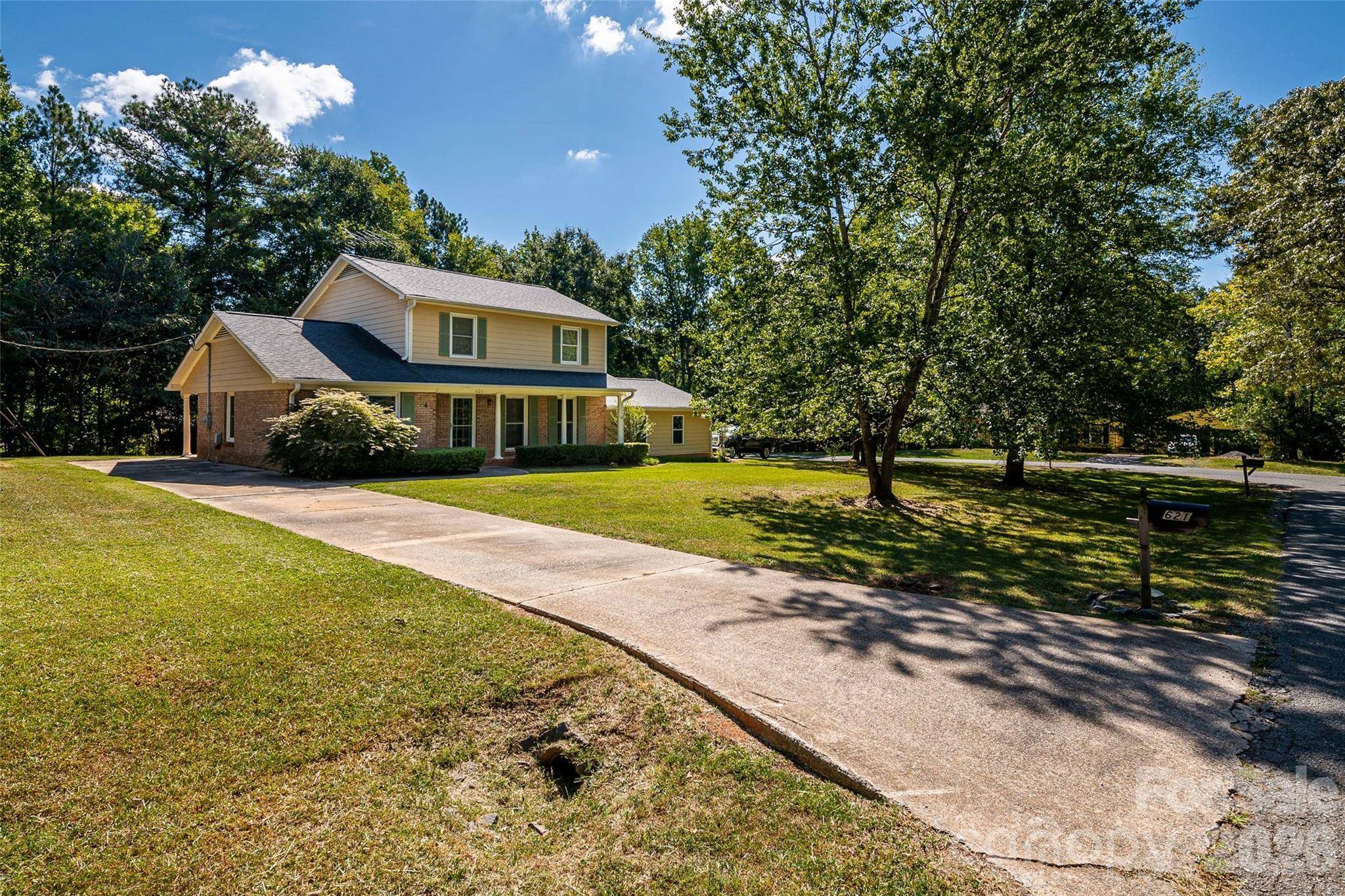 621 S Jackson AVE, Waxhaw, NC 28173