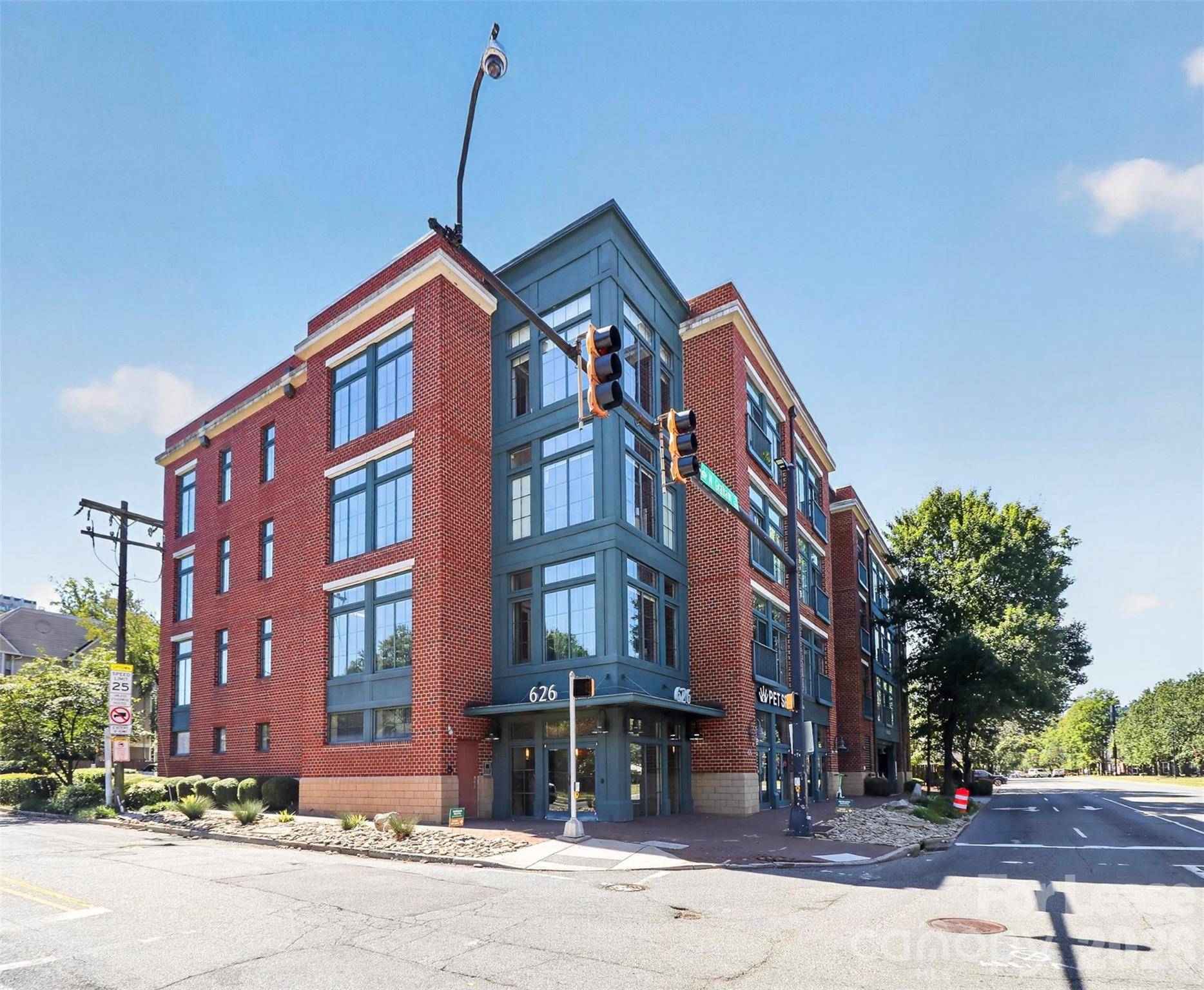 626 Graham ST N #205, Charlotte, NC 28202