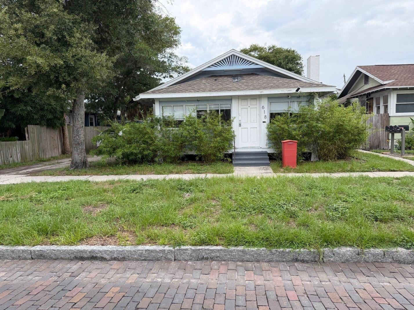 618 15TH ST N, St Petersburg, FL 33701