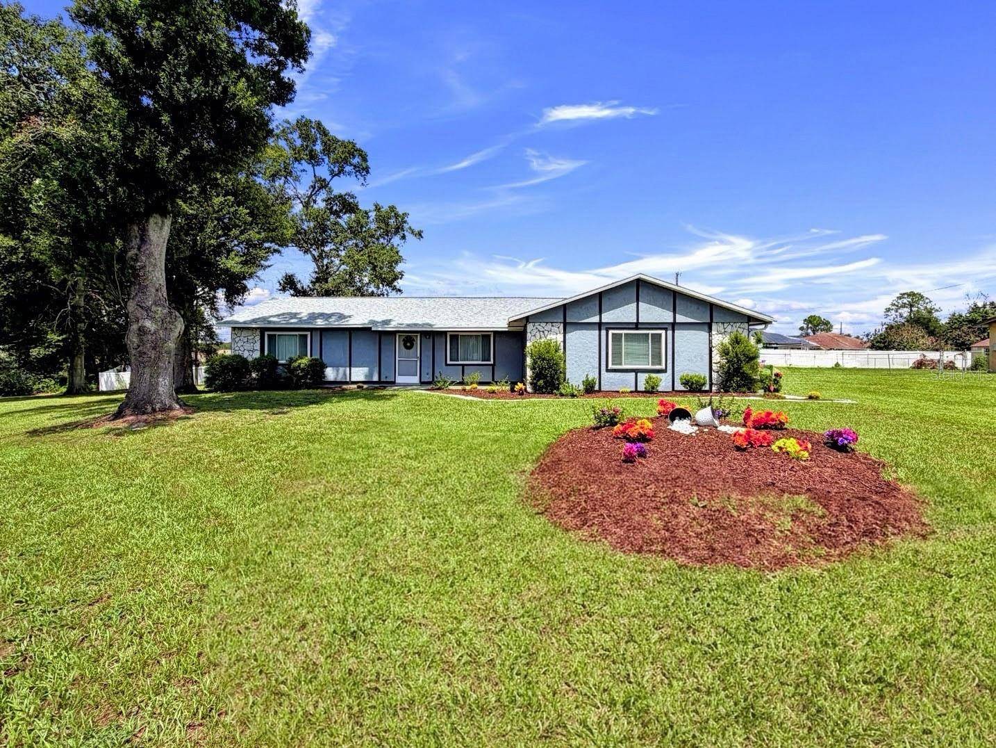5810 CREST LN, Lakeland, FL 33812